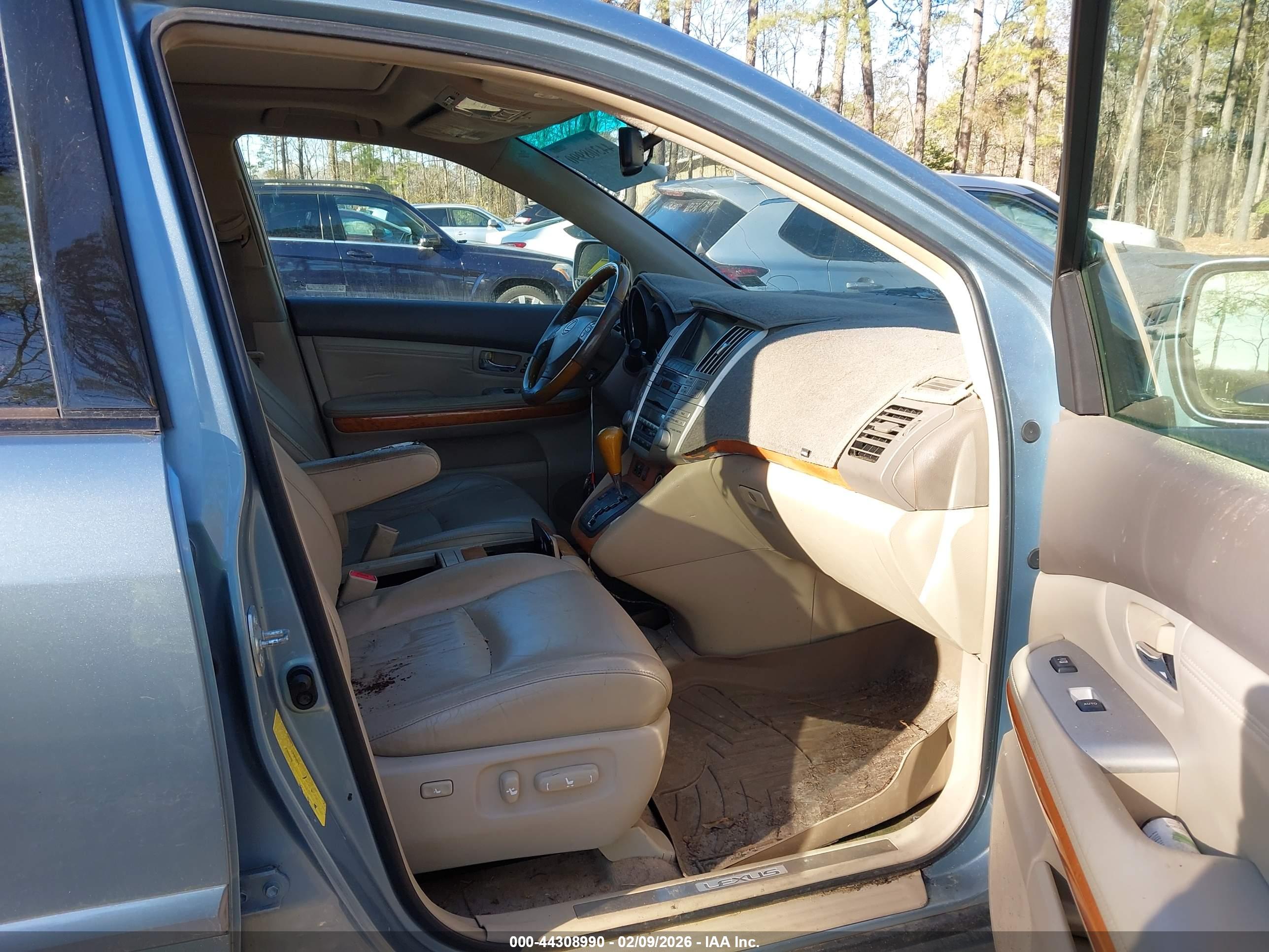 LEXUS RX image 5