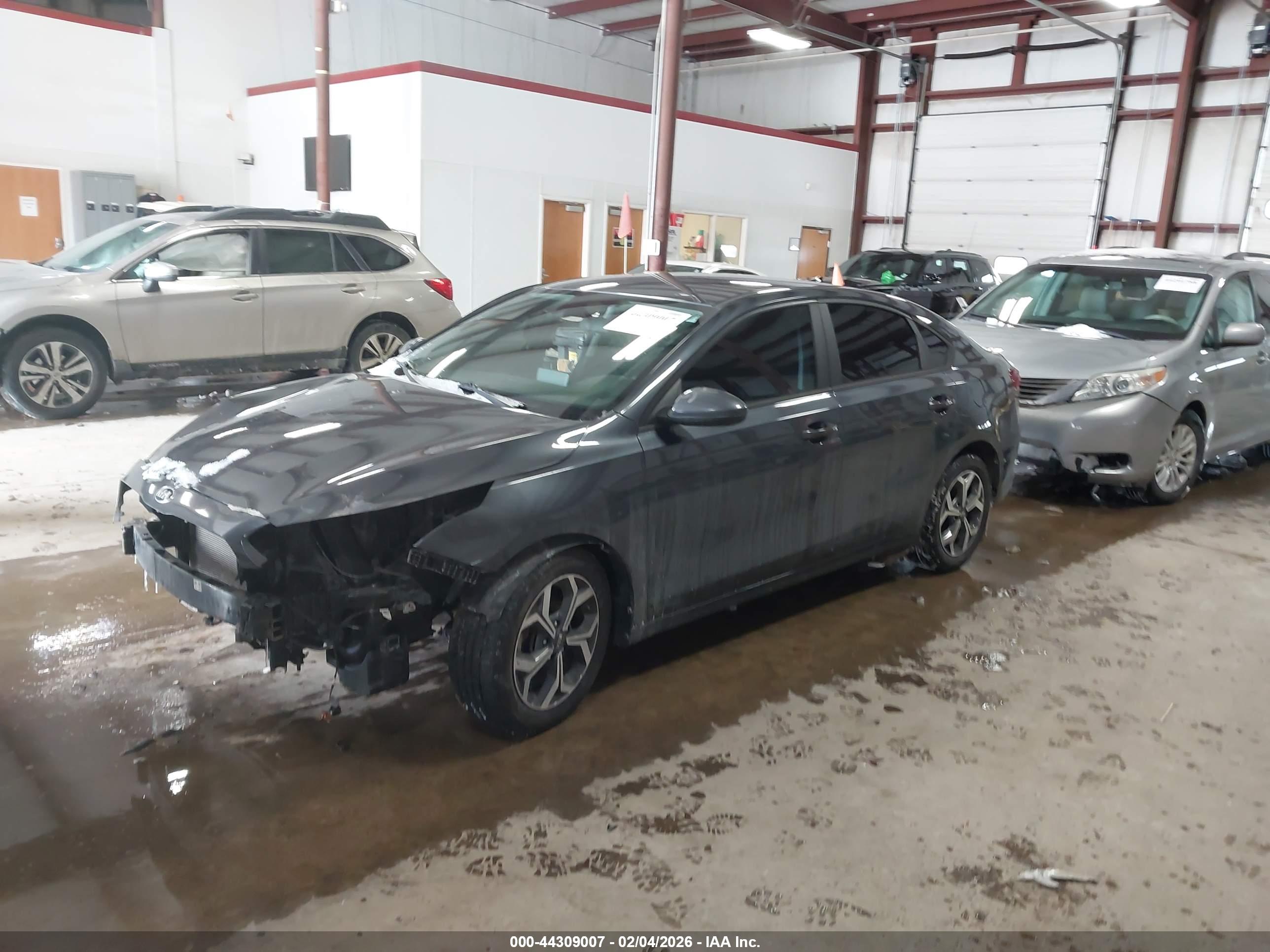 KIA FORTE image 2