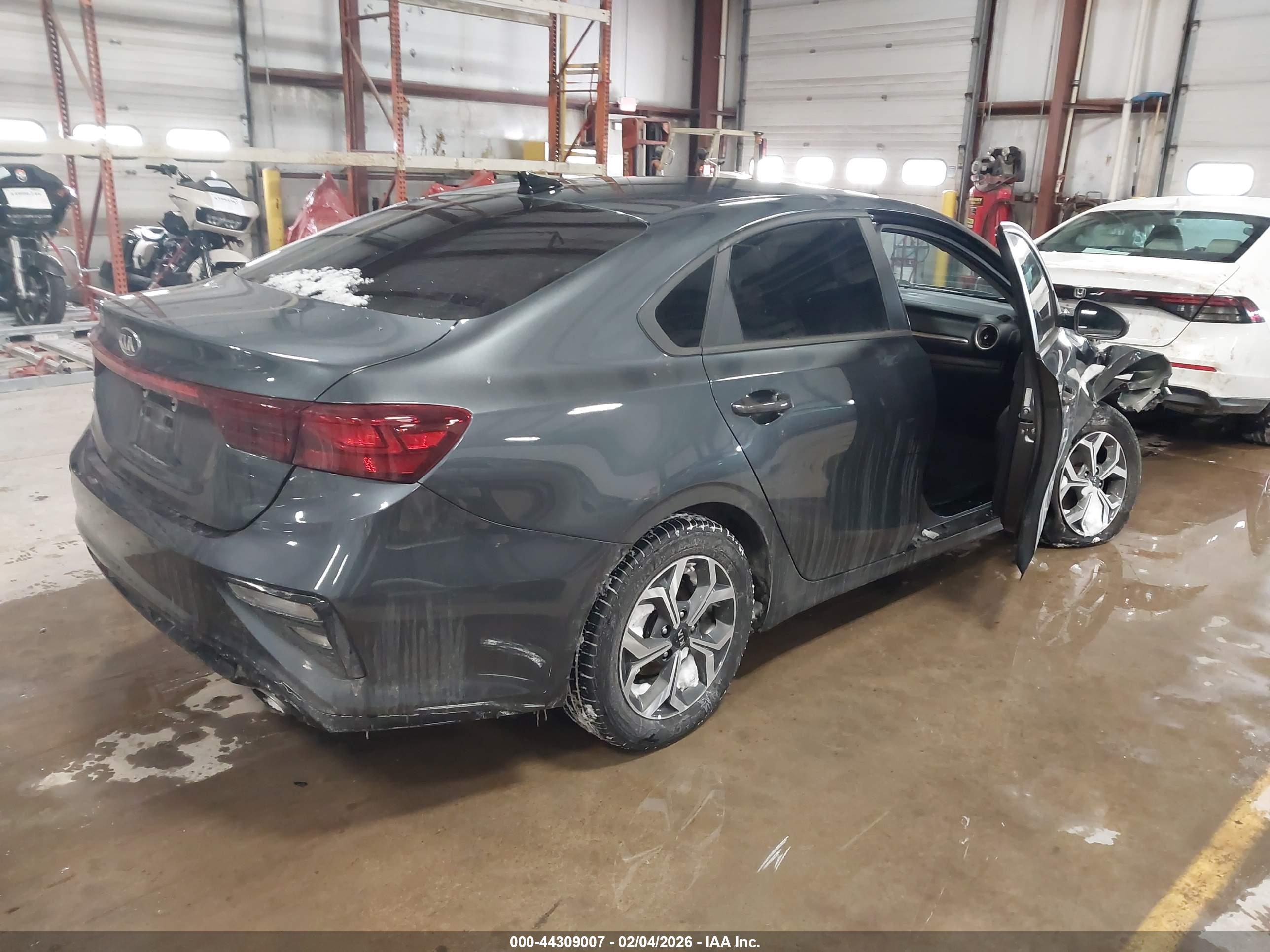 KIA FORTE image 4