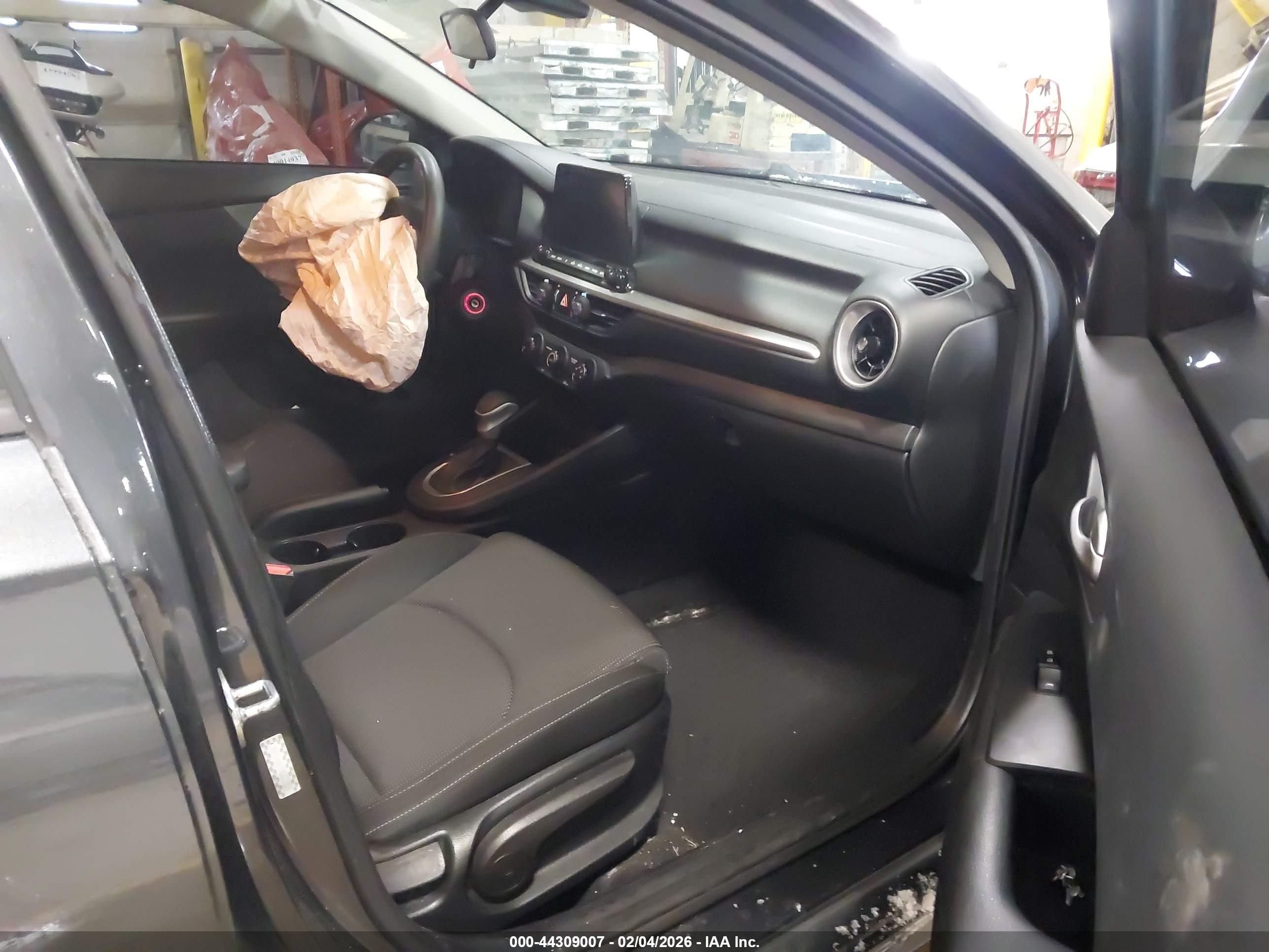 KIA FORTE image 5