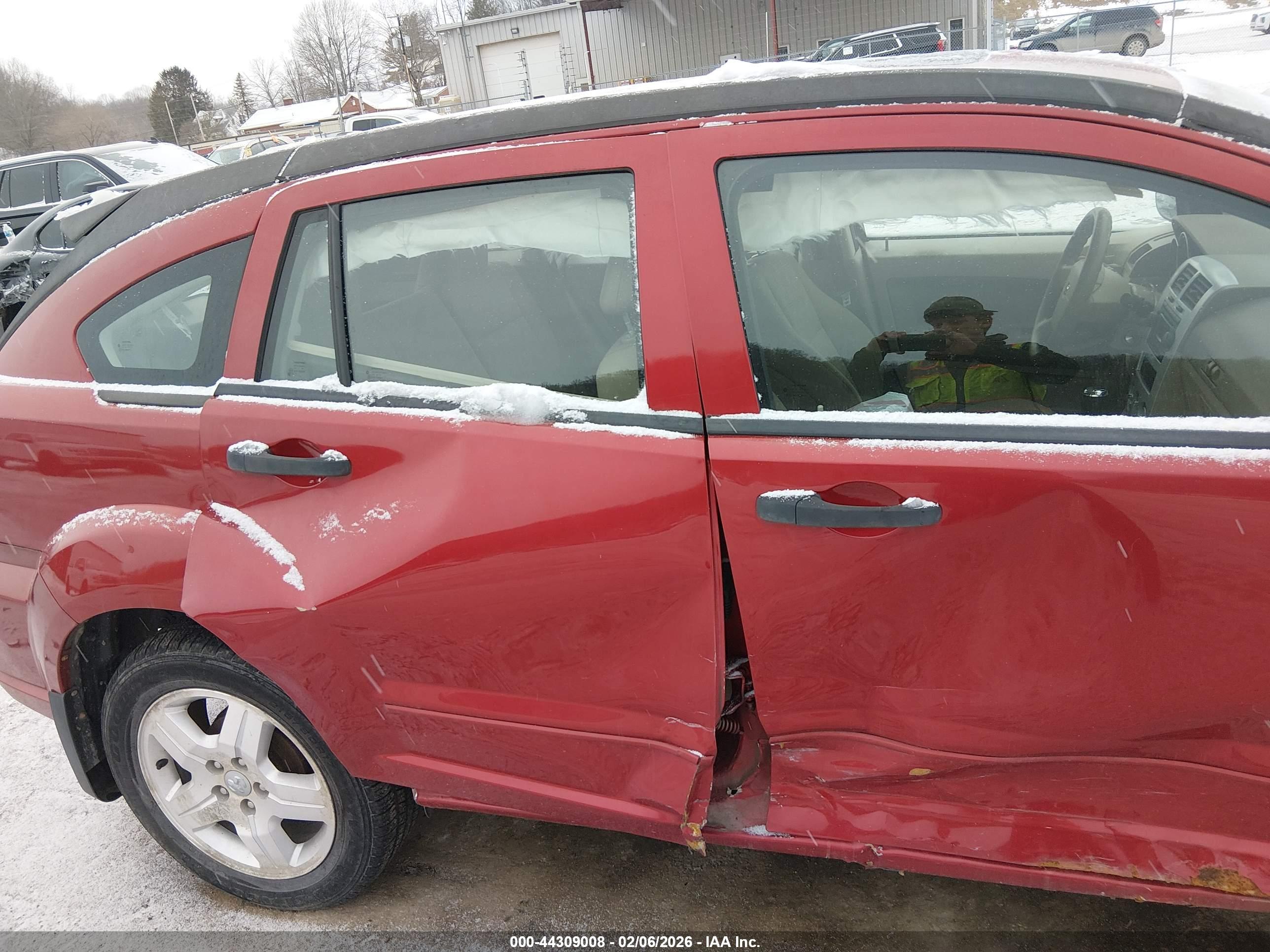 DODGE CALIBER image 6