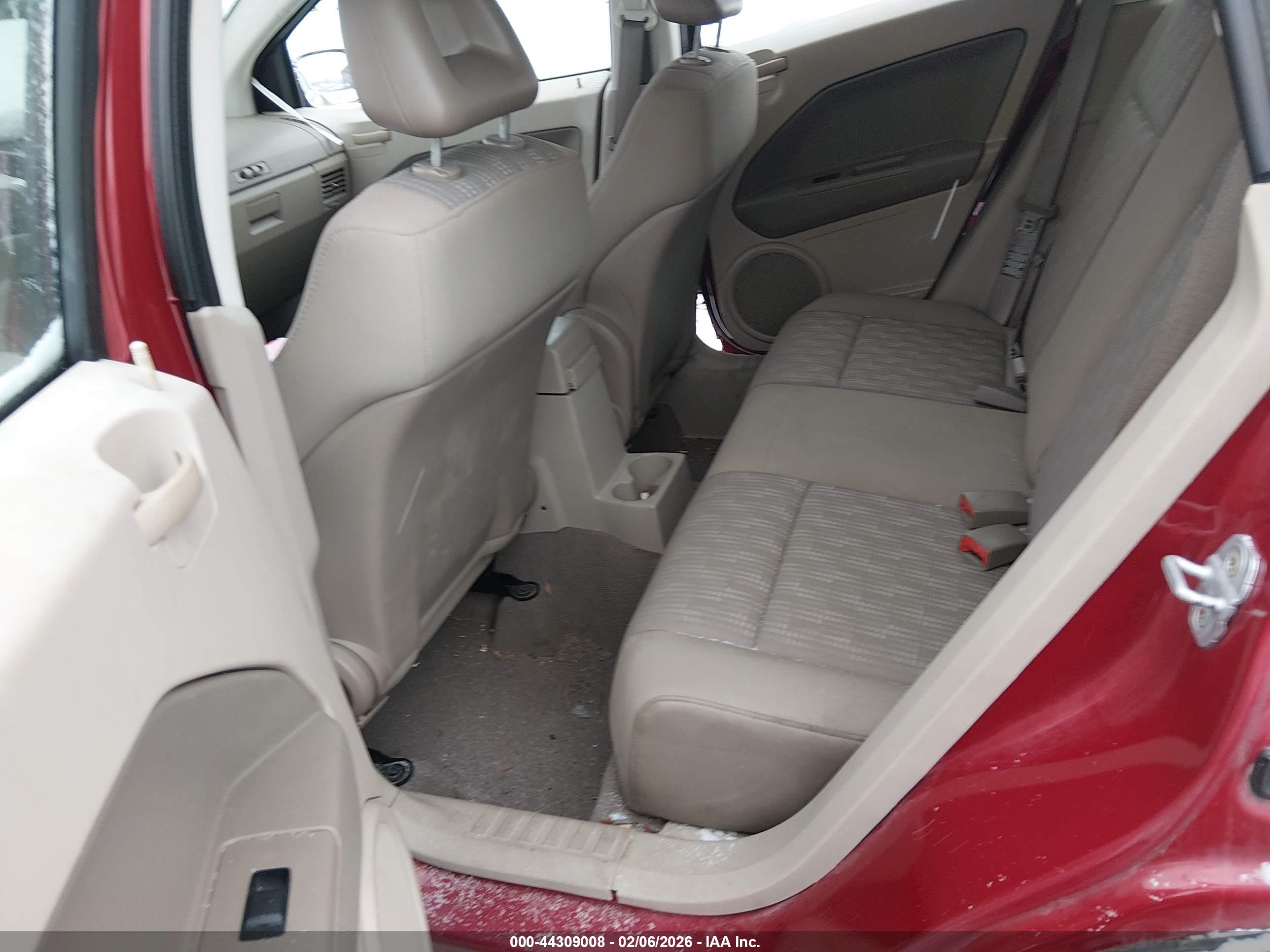 DODGE CALIBER image 8