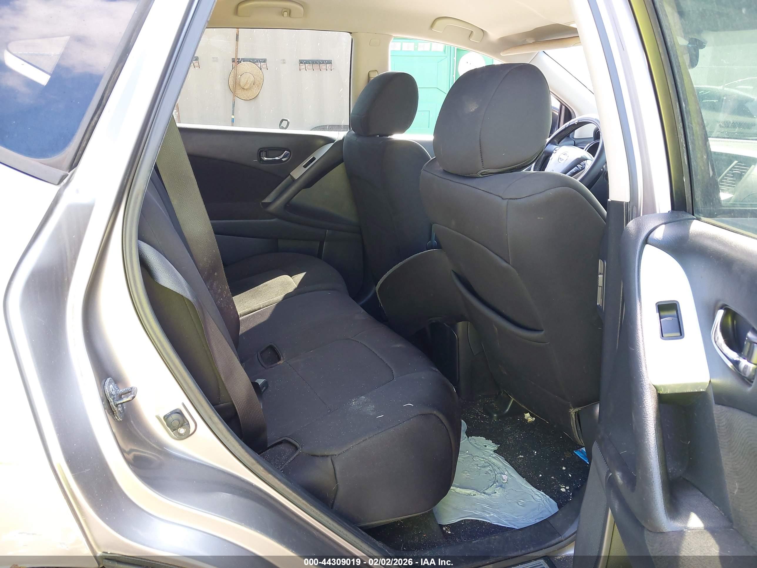 NISSAN MURANO image 8