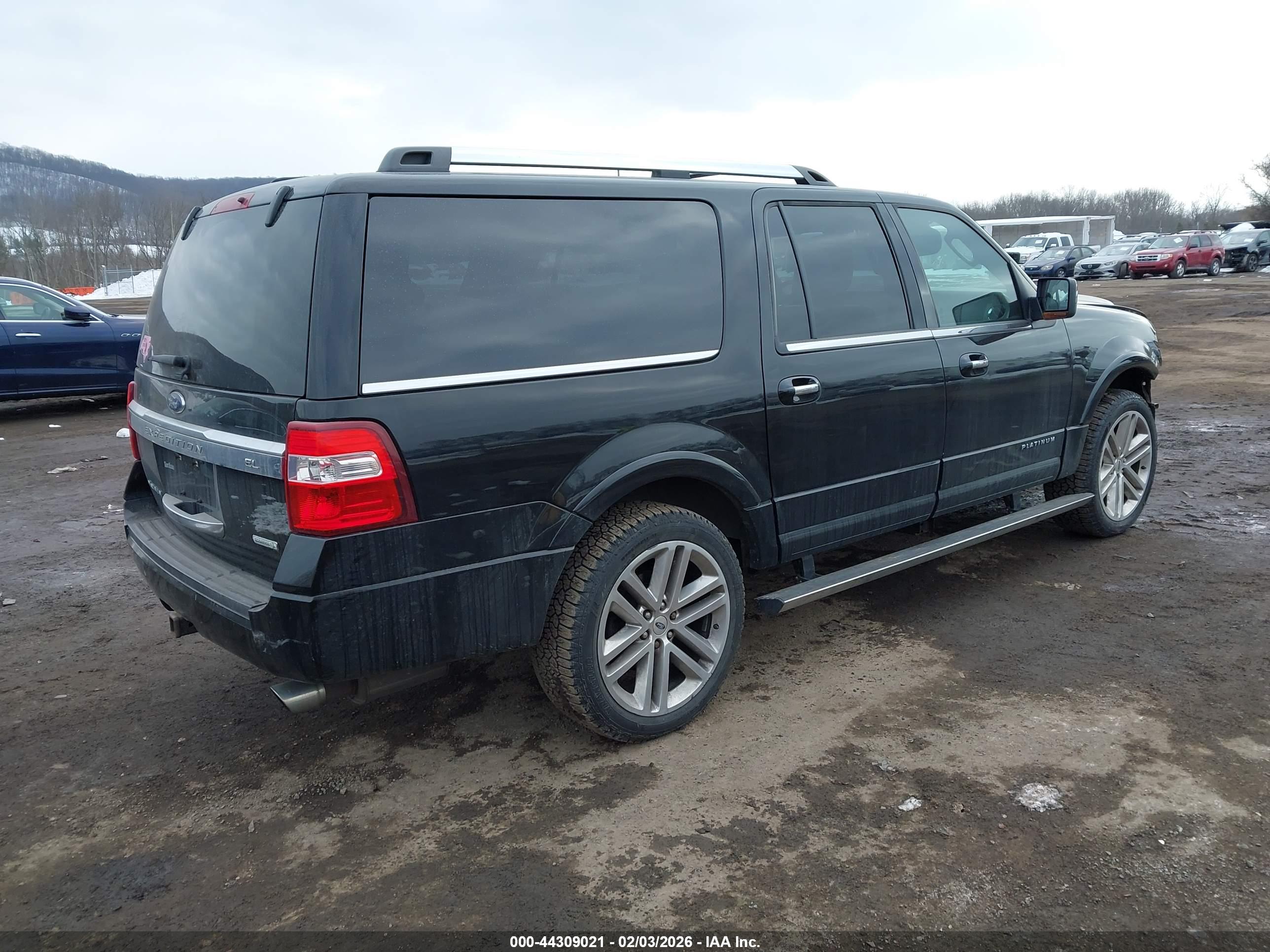 FORD EXPEDITION image 4