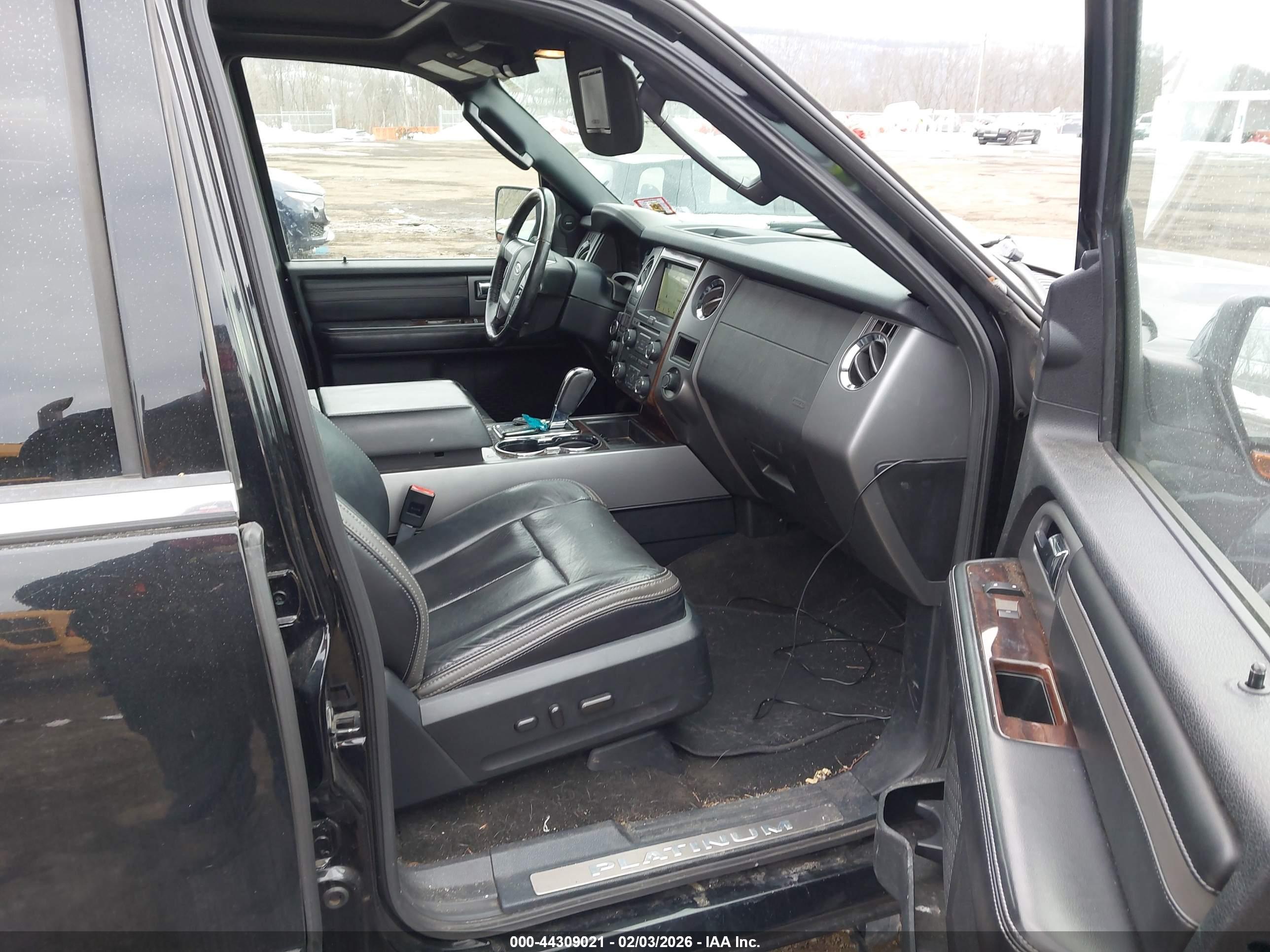 FORD EXPEDITION image 5