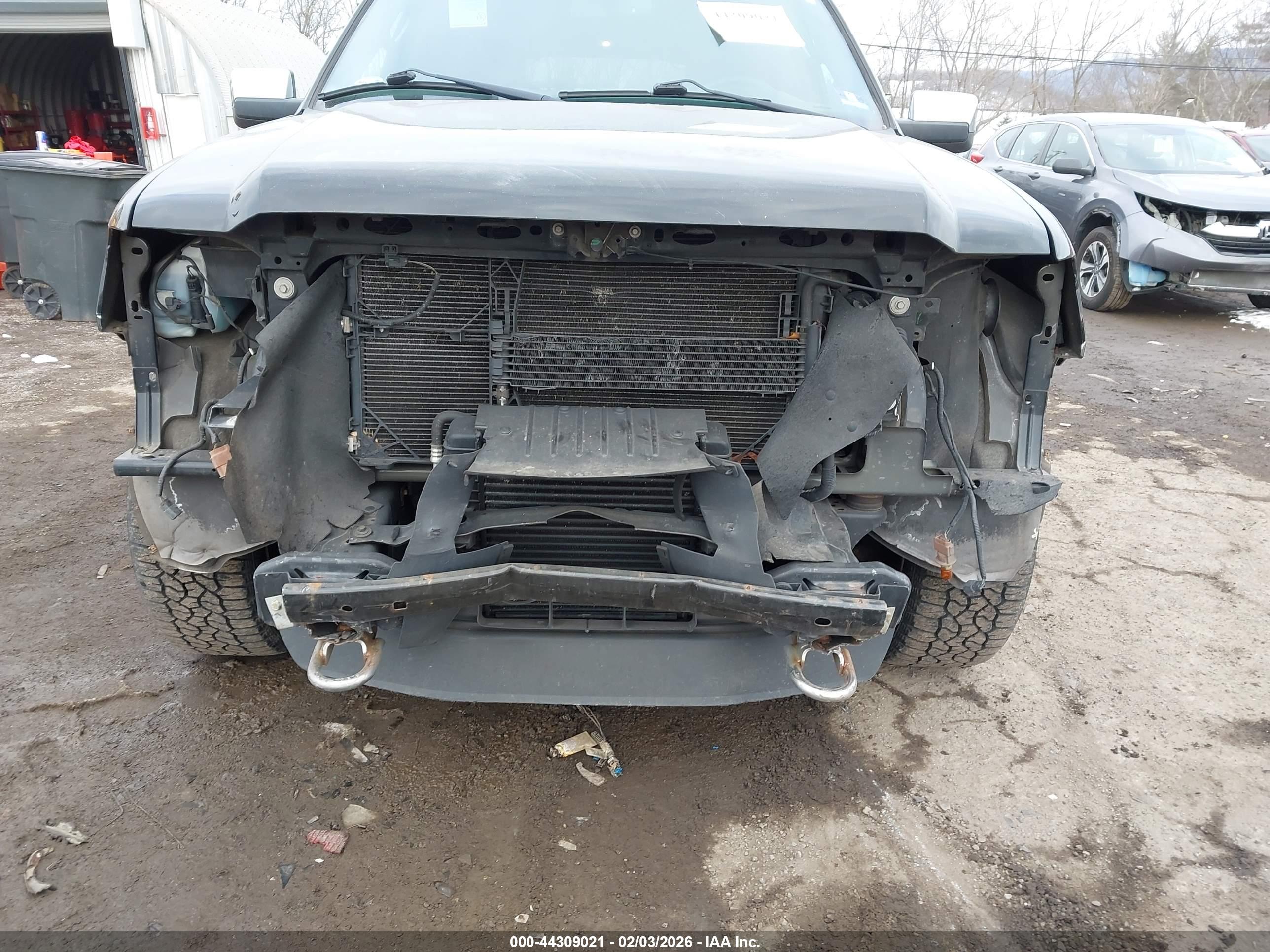 FORD EXPEDITION image 6