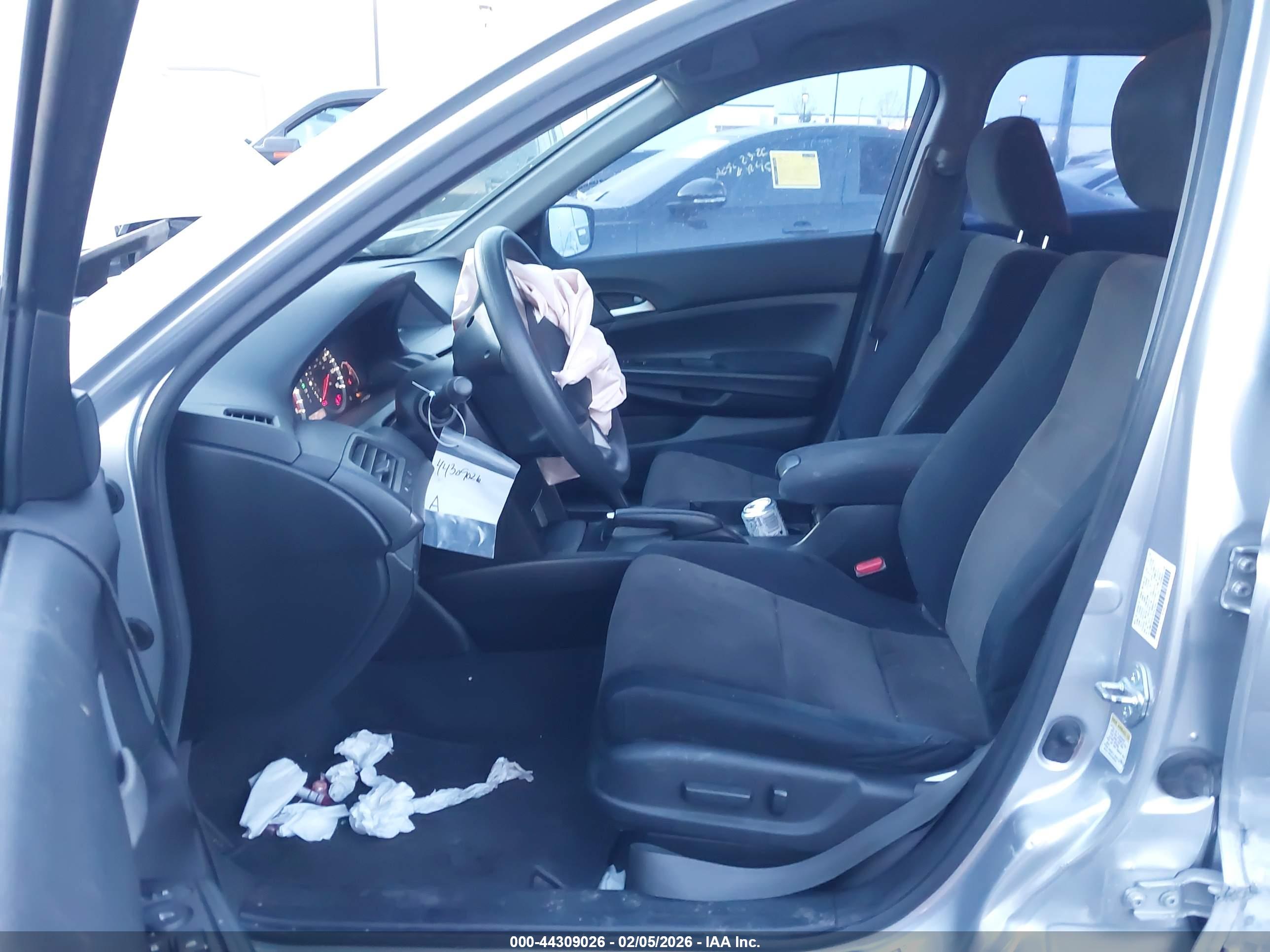 HONDA ACCORD image 5