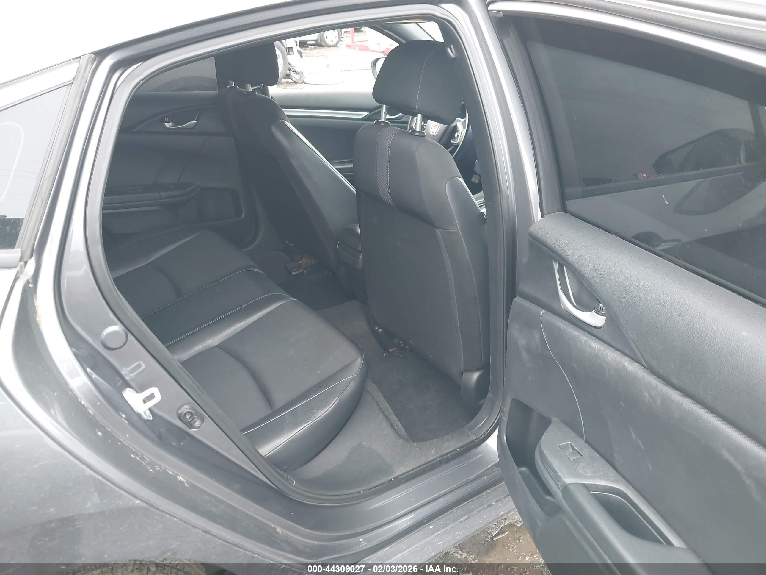 HONDA CIVIC image 8