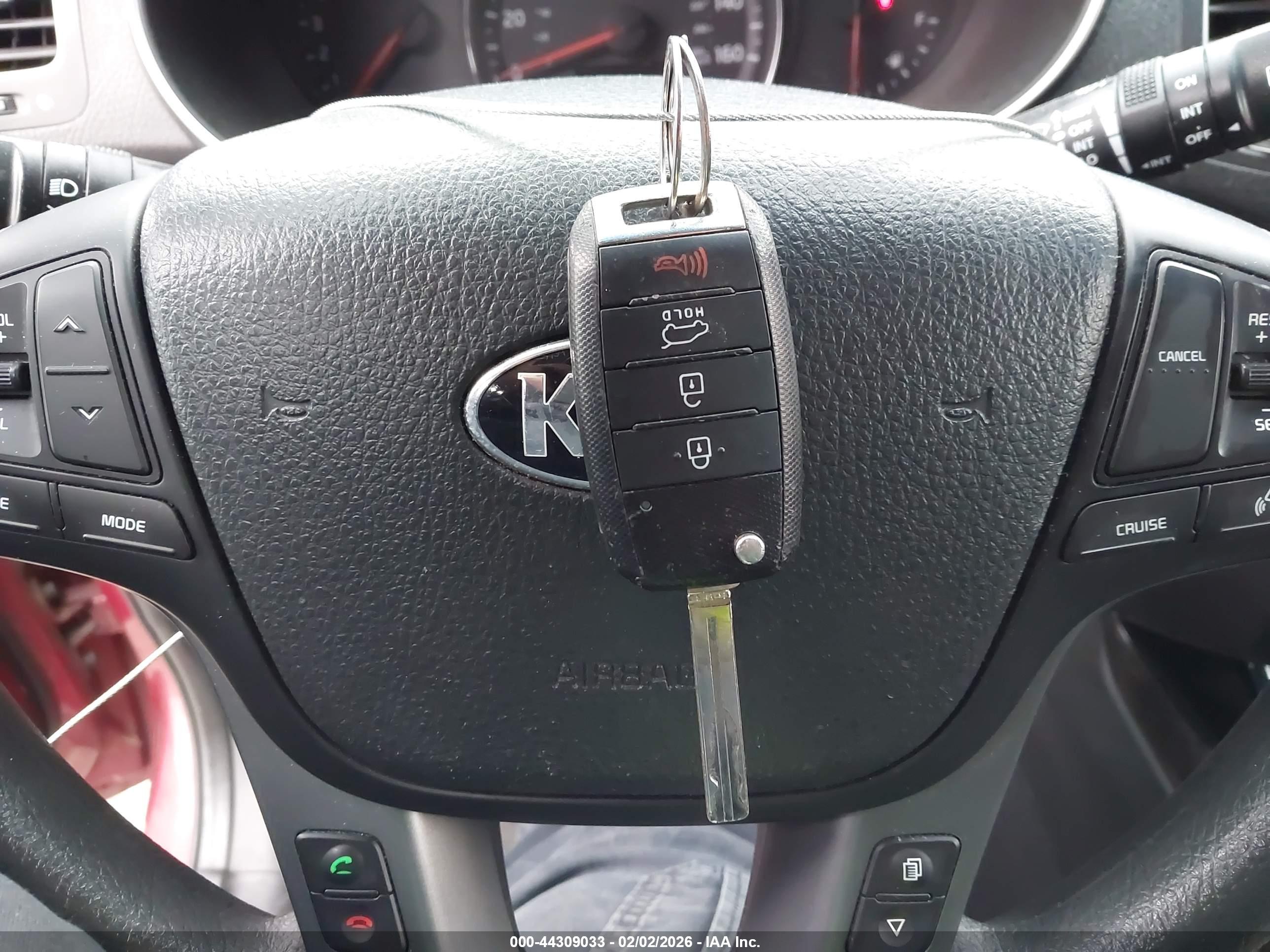 KIA SORENTO image 11