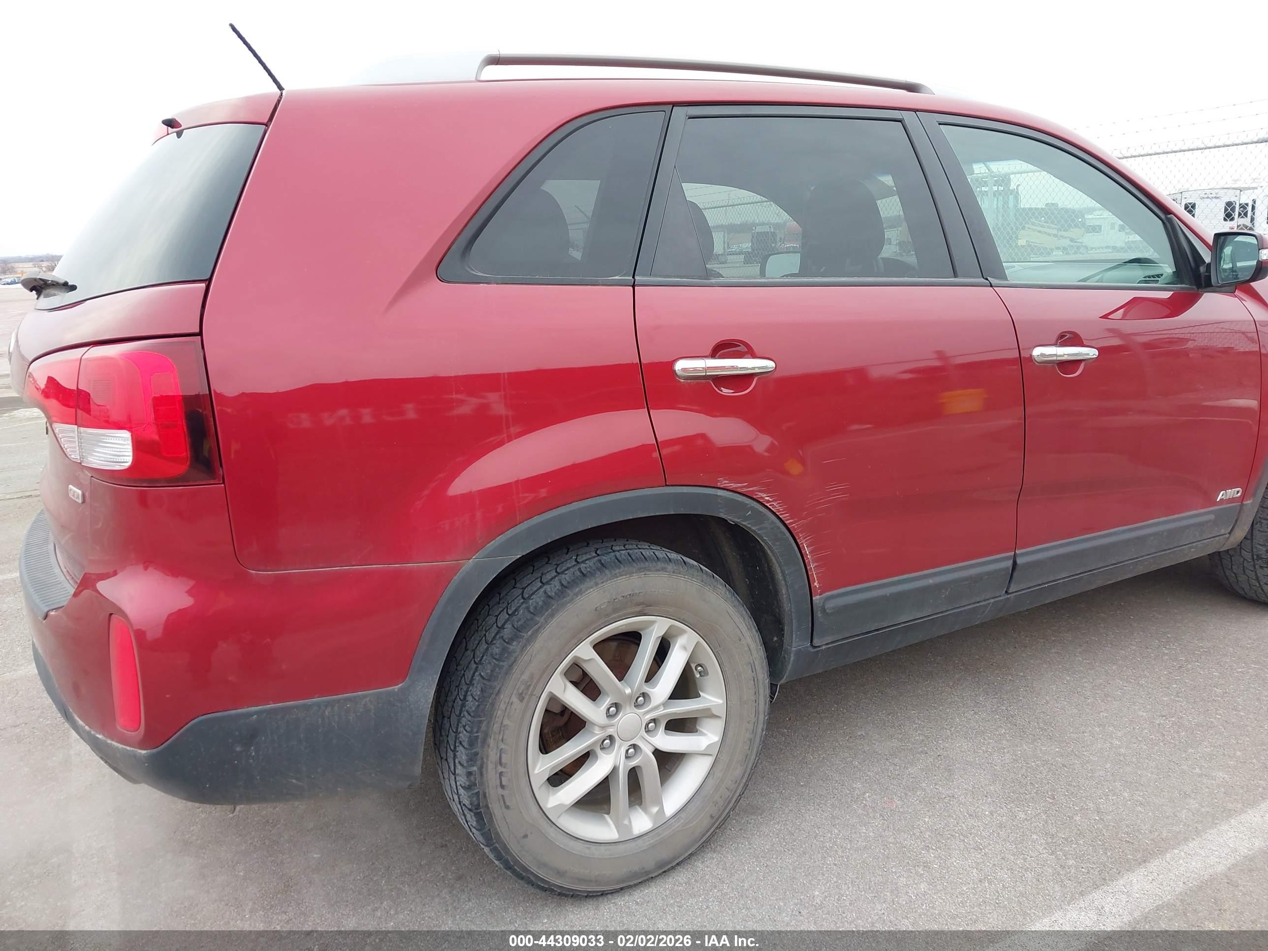 KIA SORENTO image 6