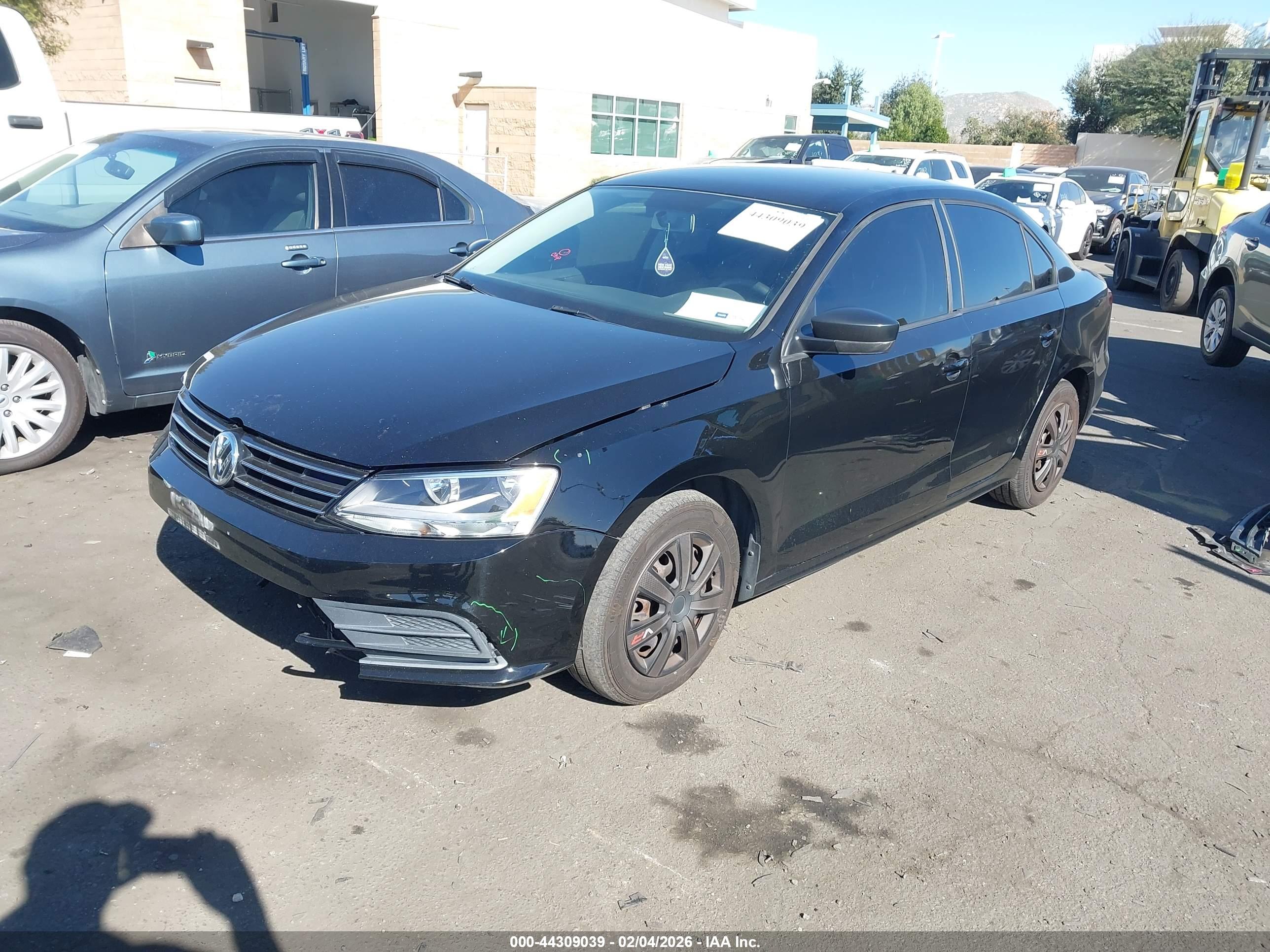 VOLKSWAGEN JETTA image 2
