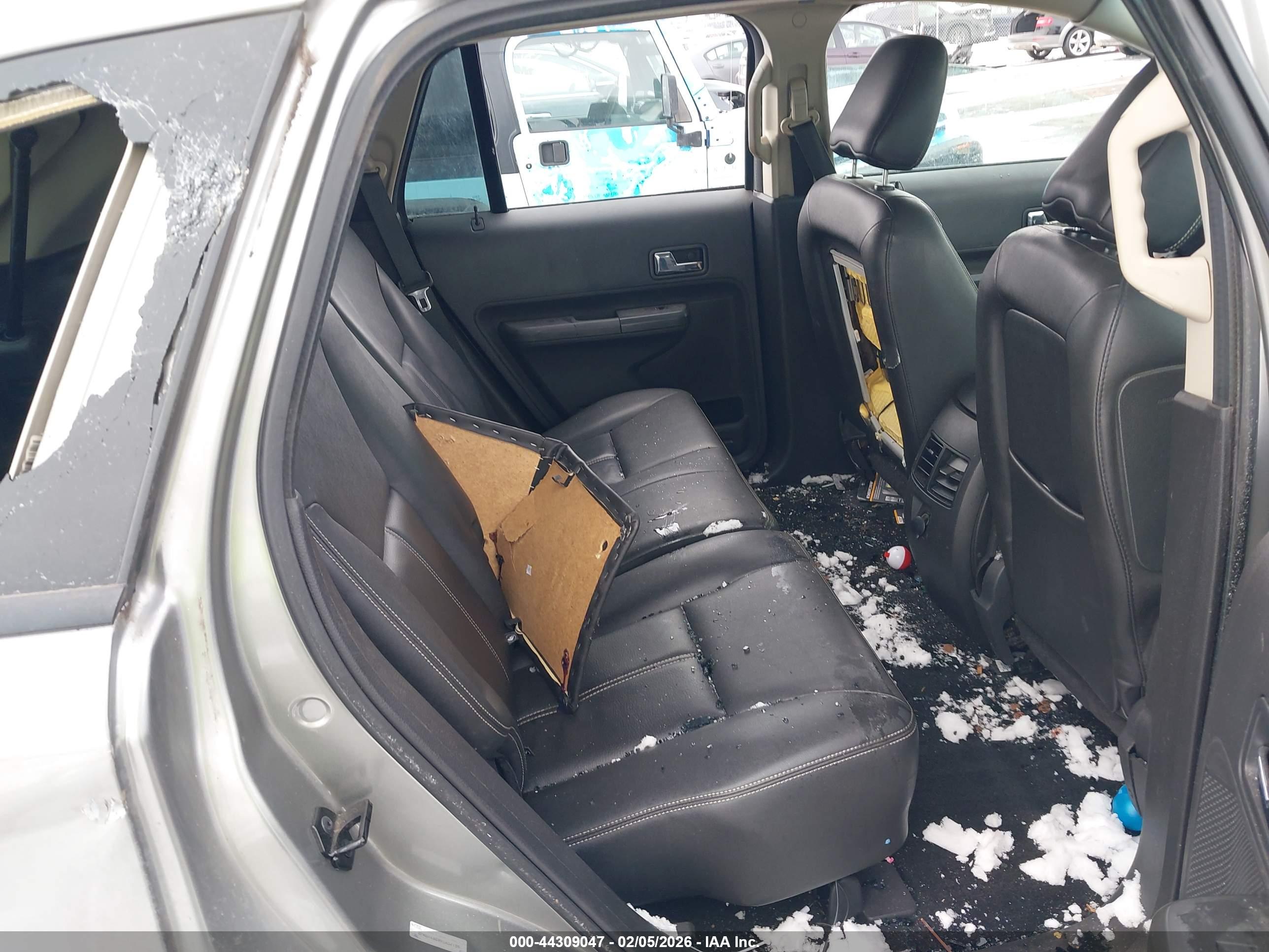 FORD EDGE image 8