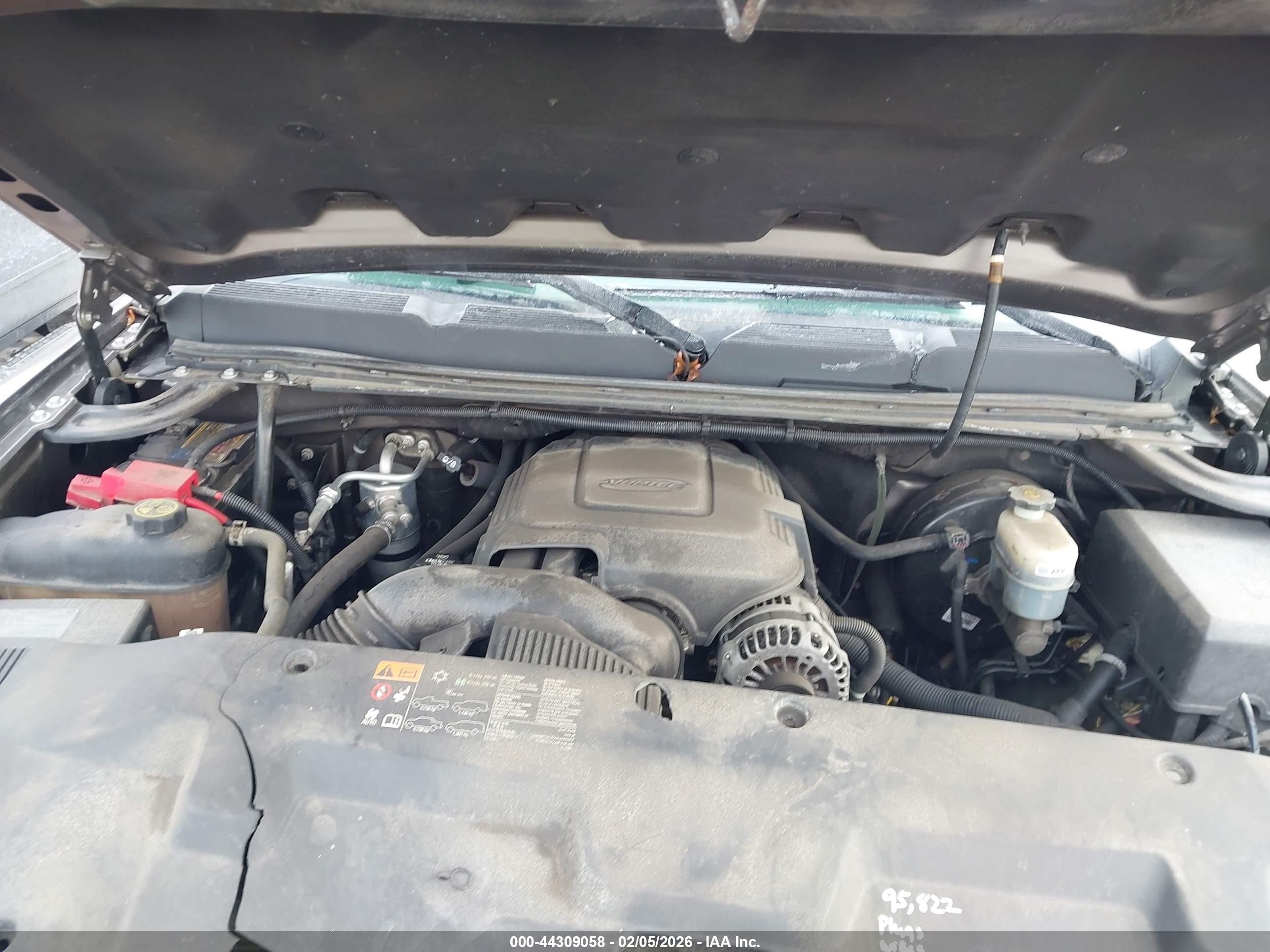 CHEVROLET SILVERADO image 10