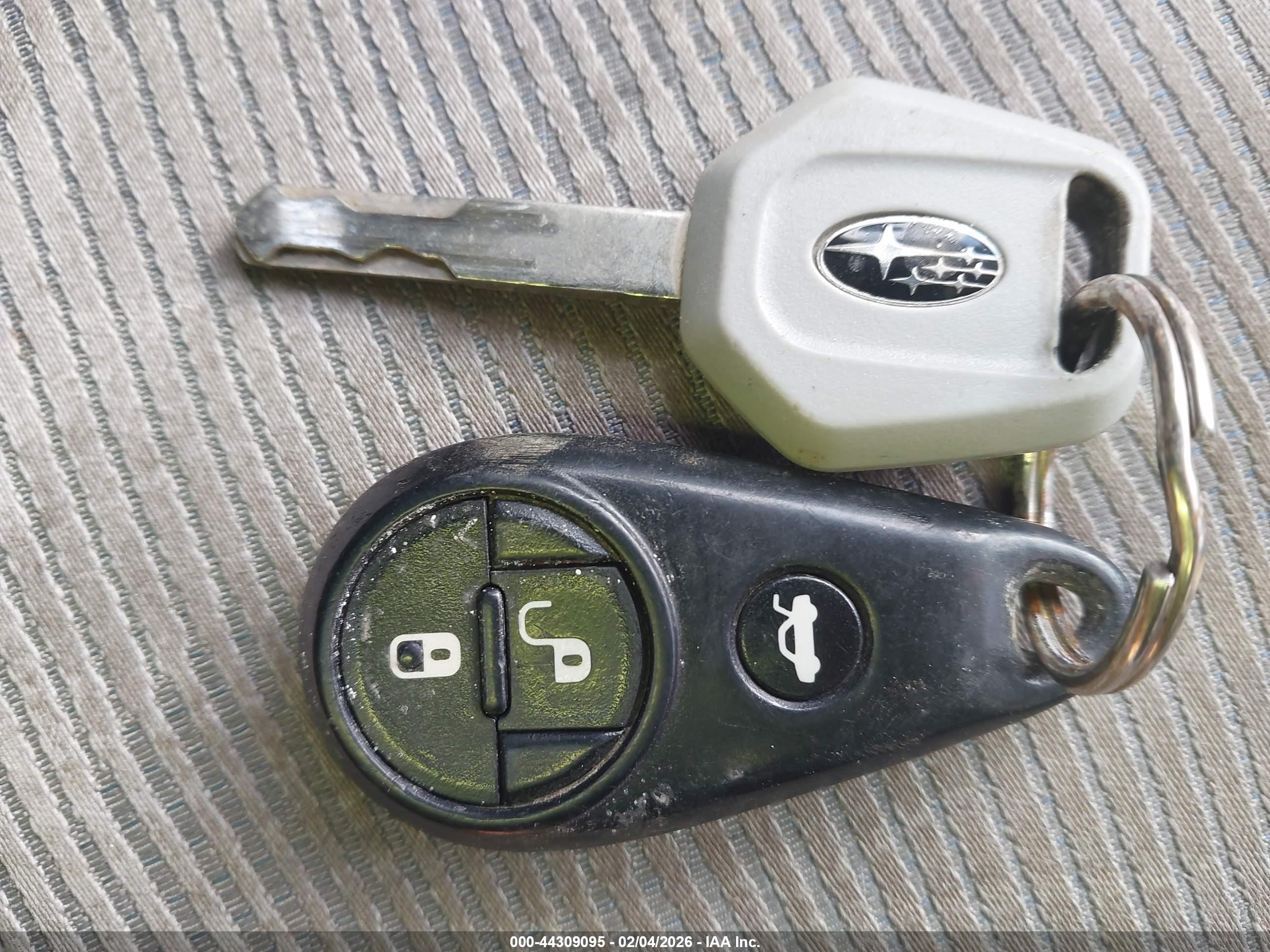 SUBARU FORESTER image 11