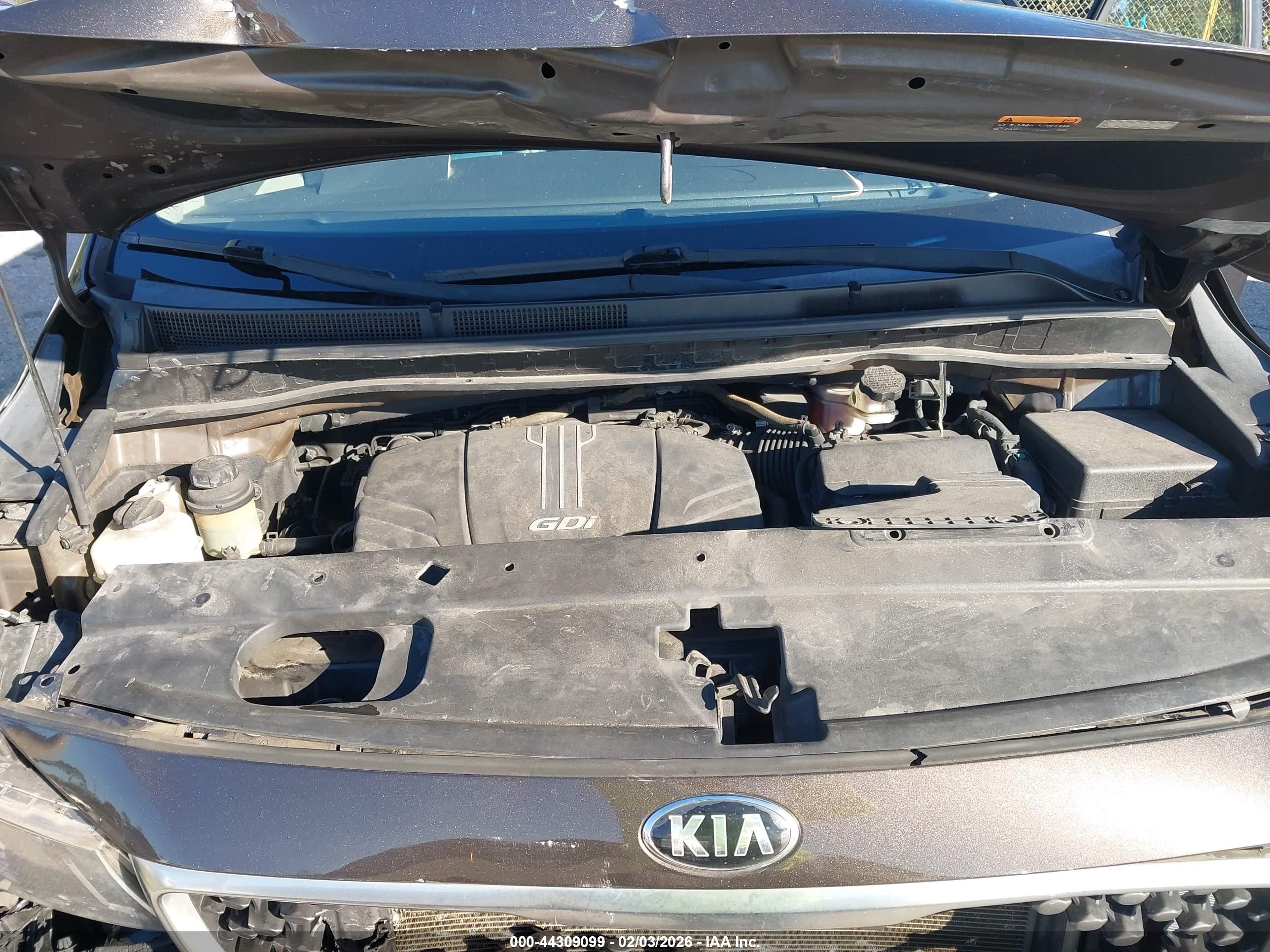 KIA SEDONA image 10