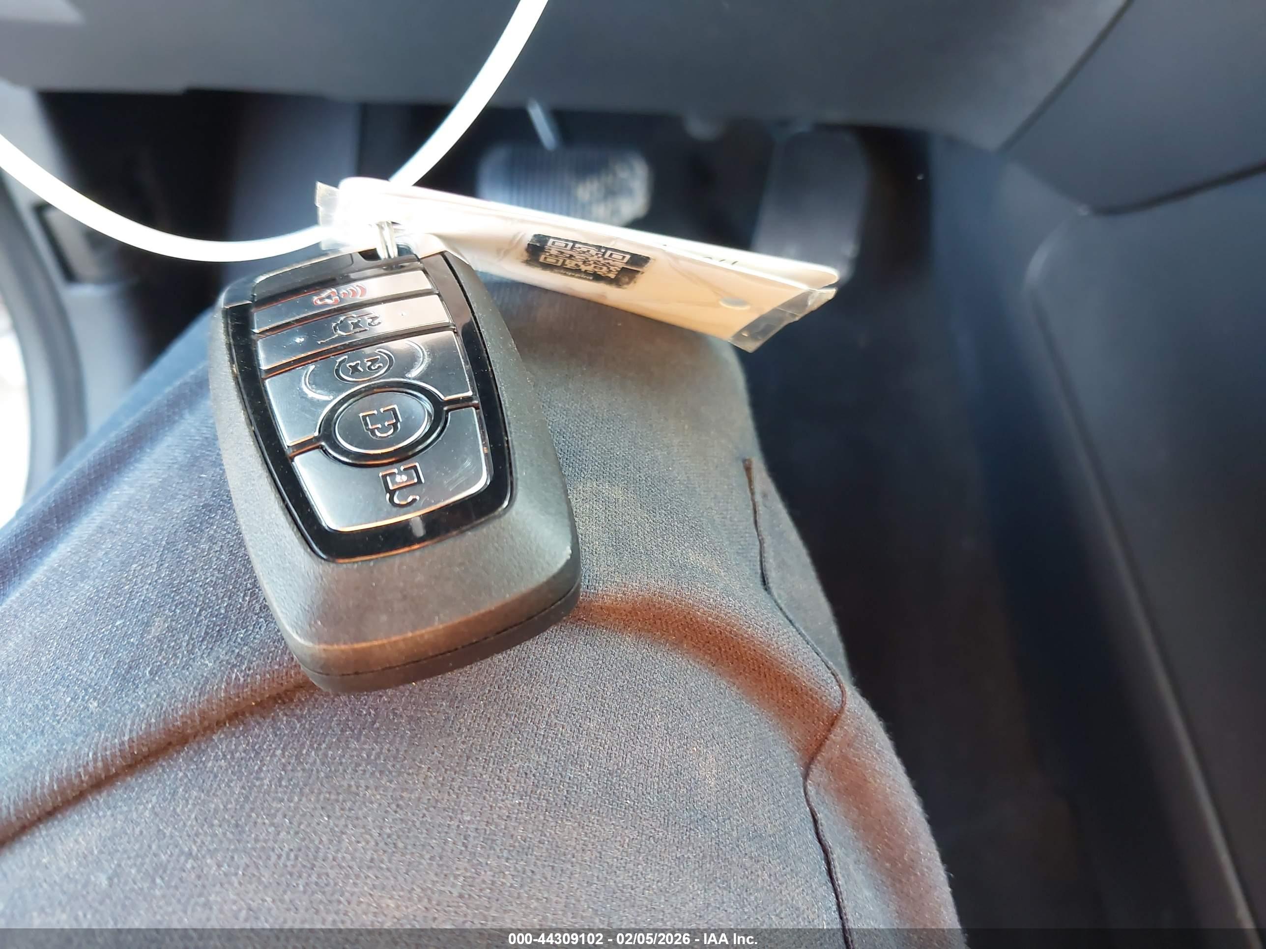 FORD EXPEDITION image 11