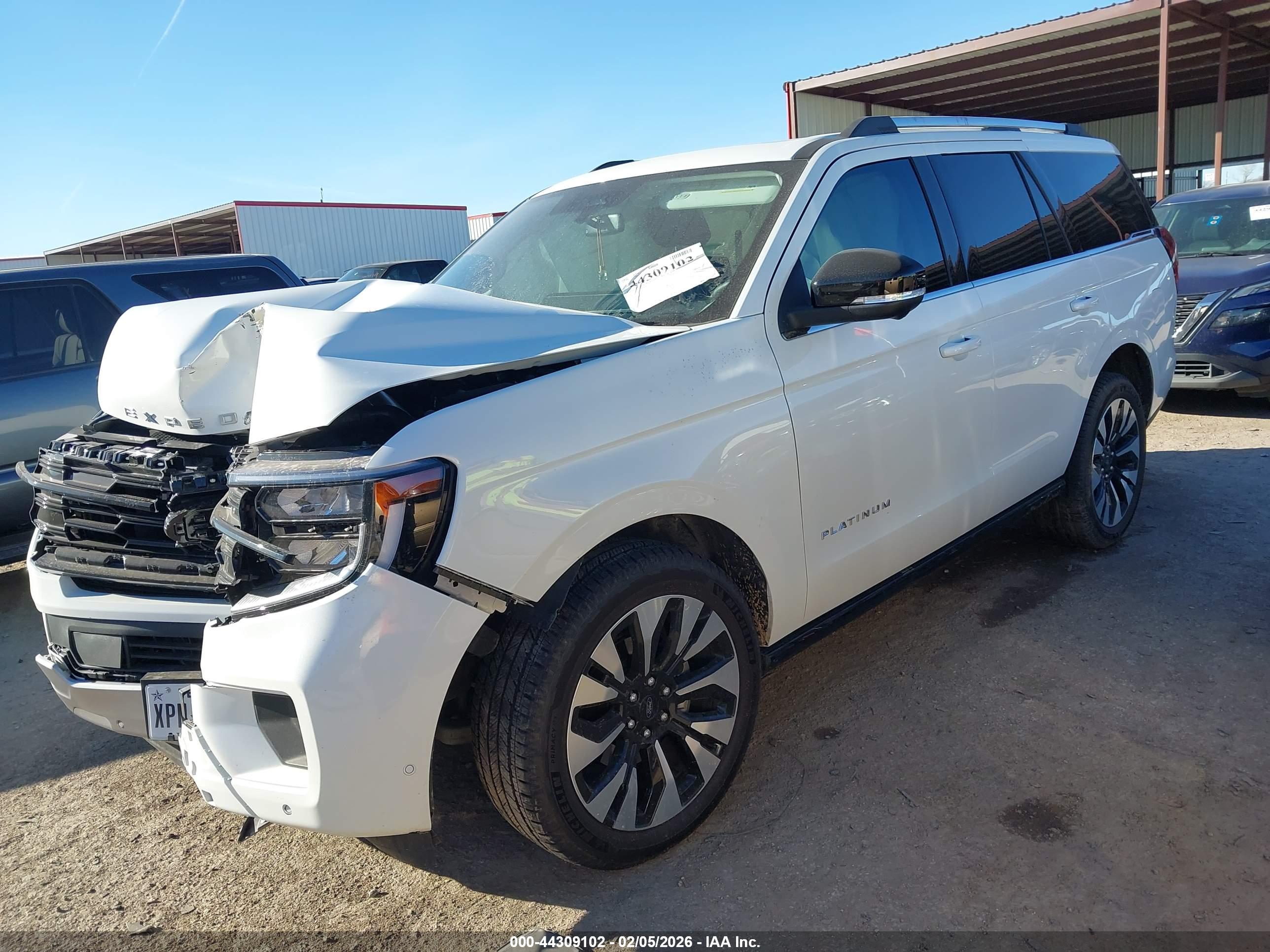 FORD EXPEDITION image 2