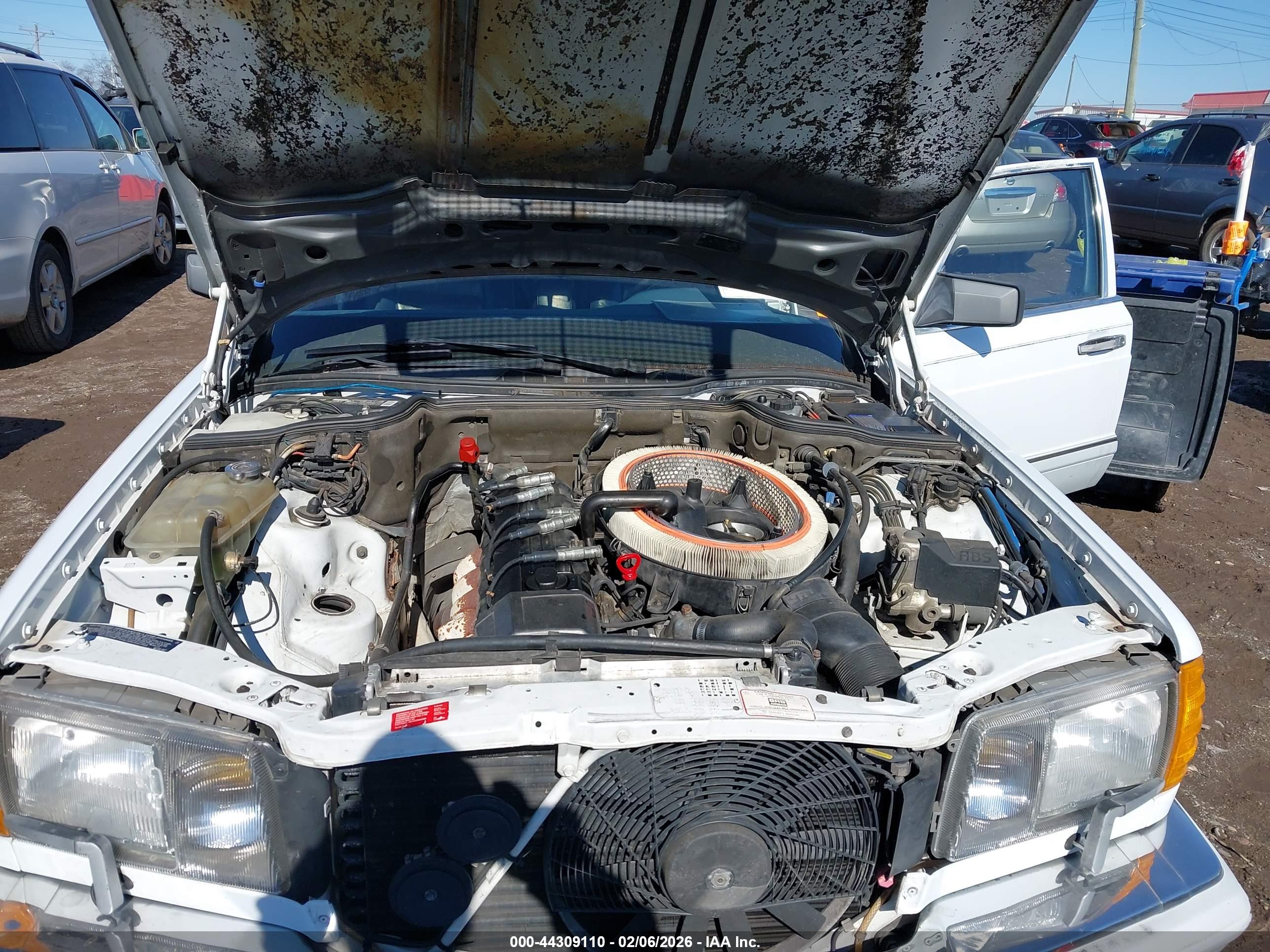 MERCEDES-BENZ 300 image 10