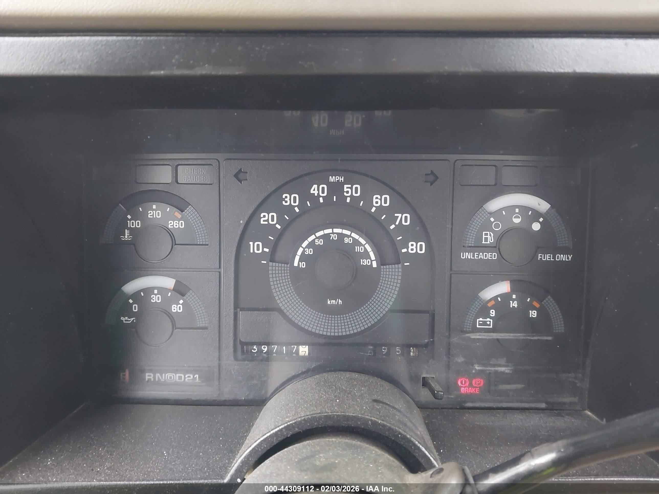 CHEVROLET GMT-400 image 7