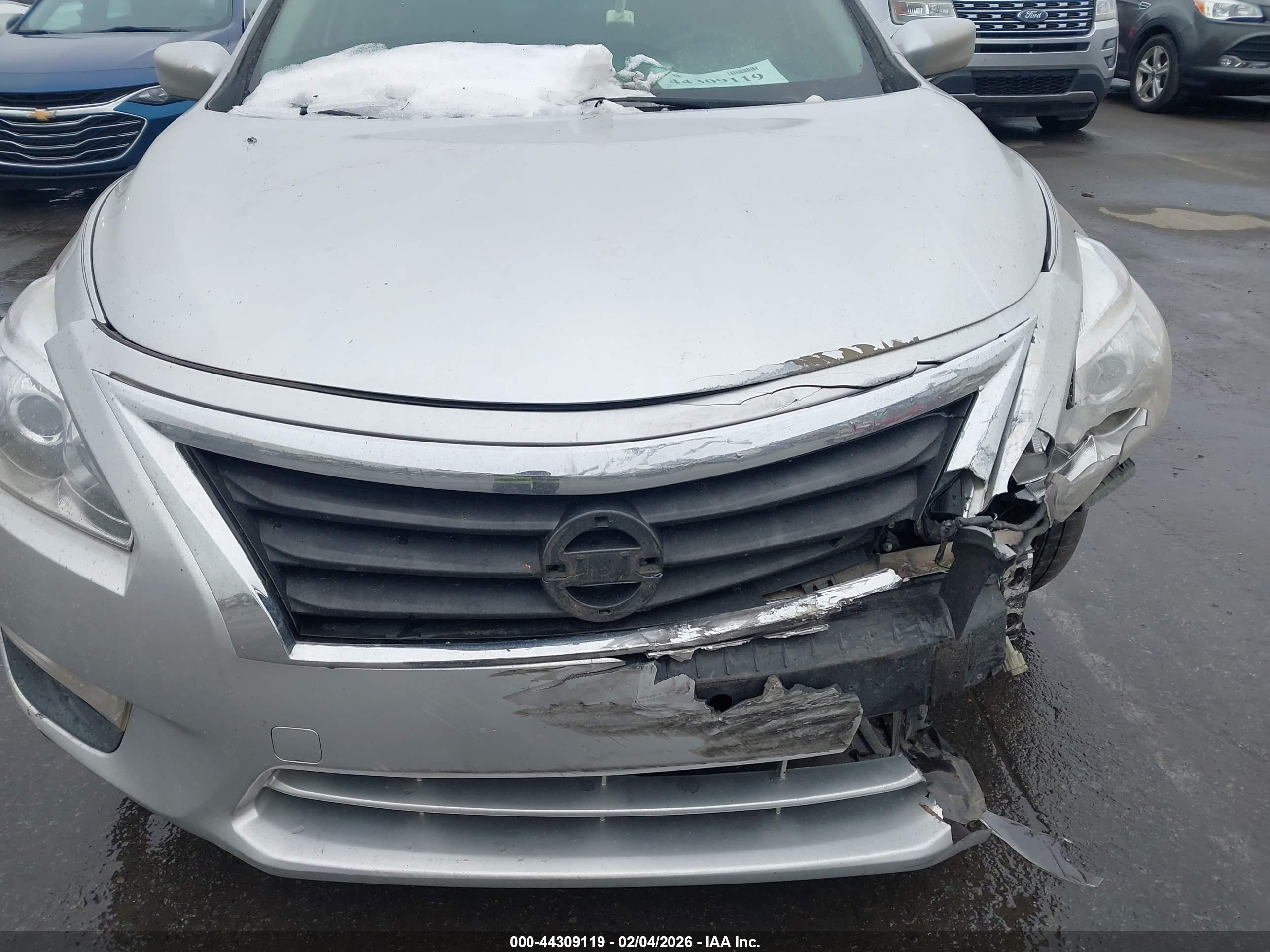 NISSAN ALTIMA image 6