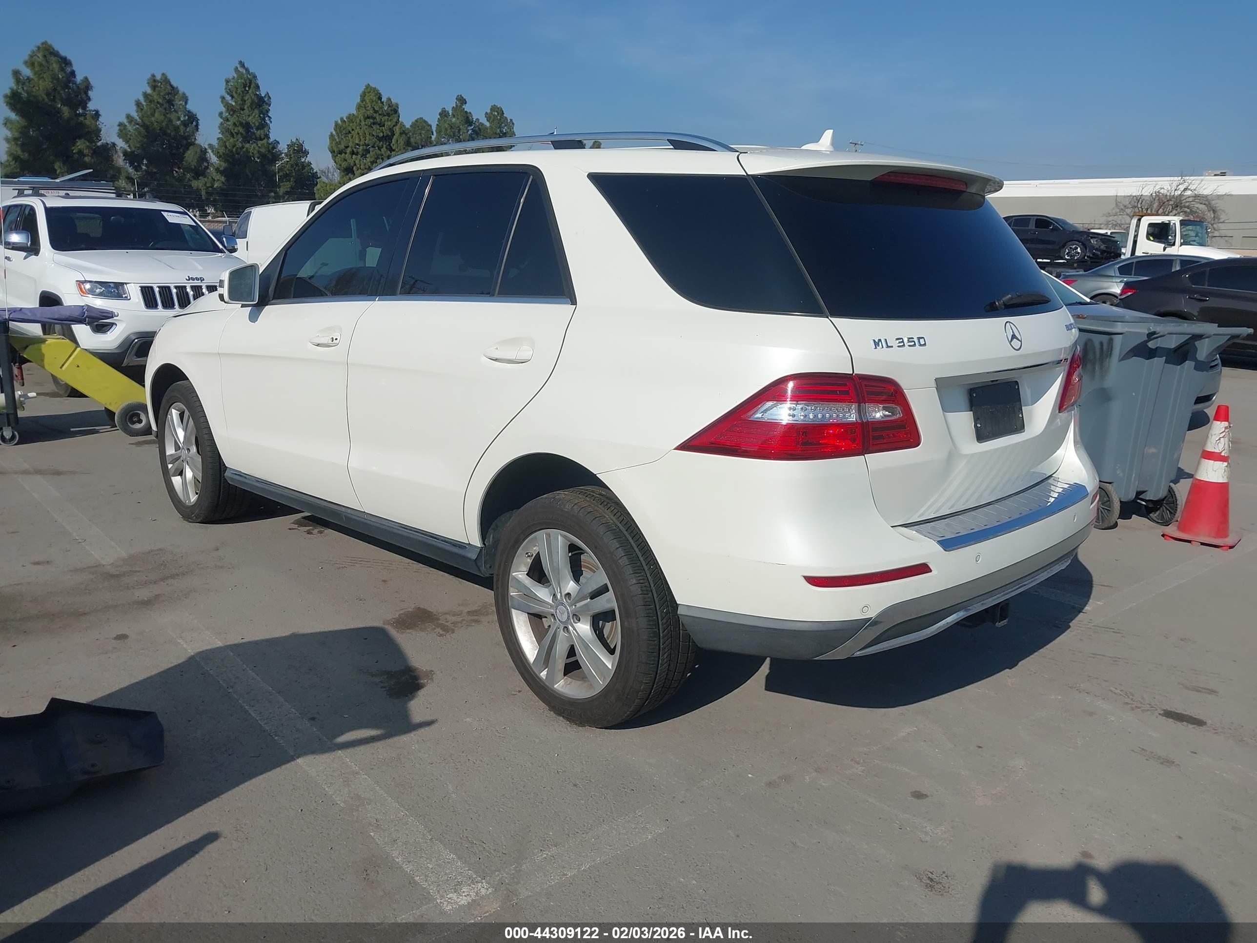 MERCEDES-BENZ ML image 3