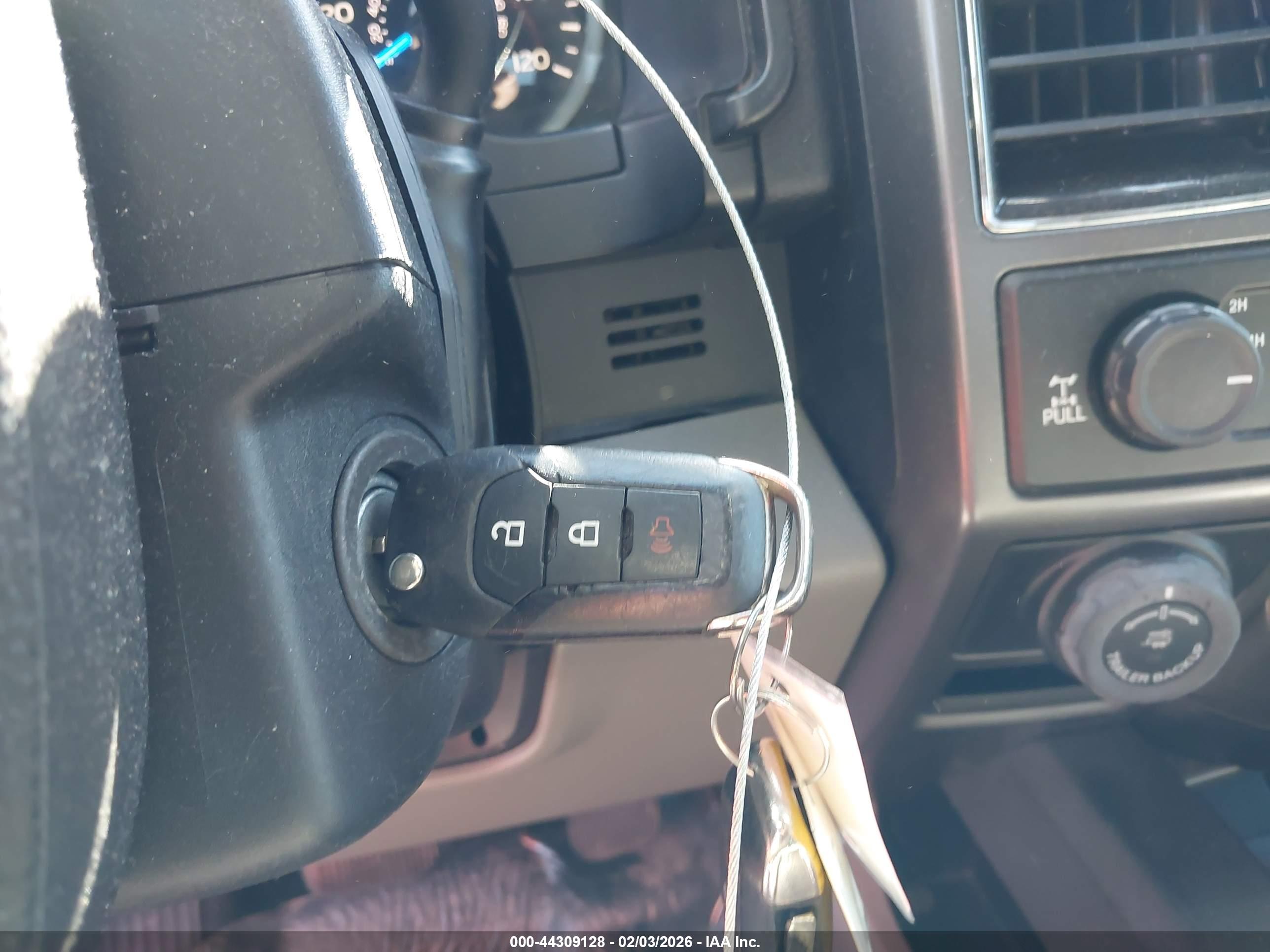 FORD F-150 image 11