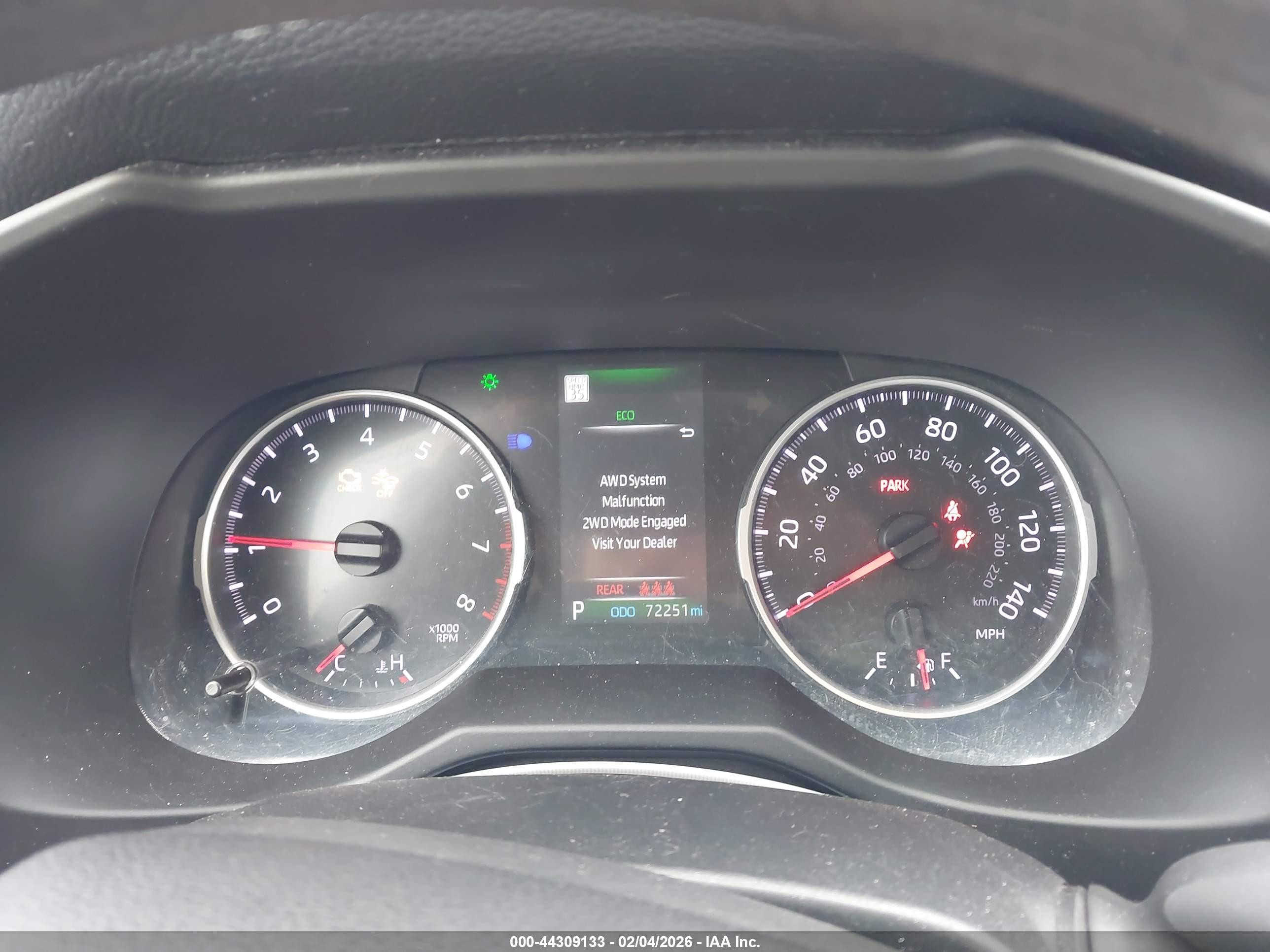 TOYOTA RAV4 image 7