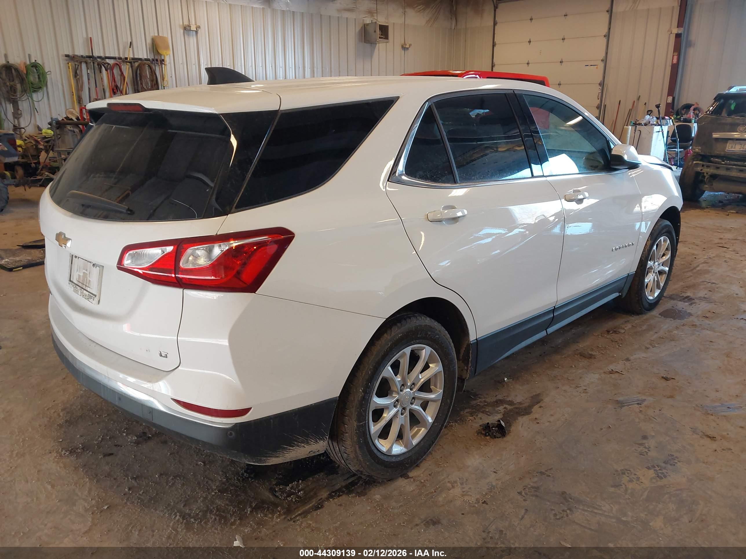 CHEVROLET EQUINOX image 4