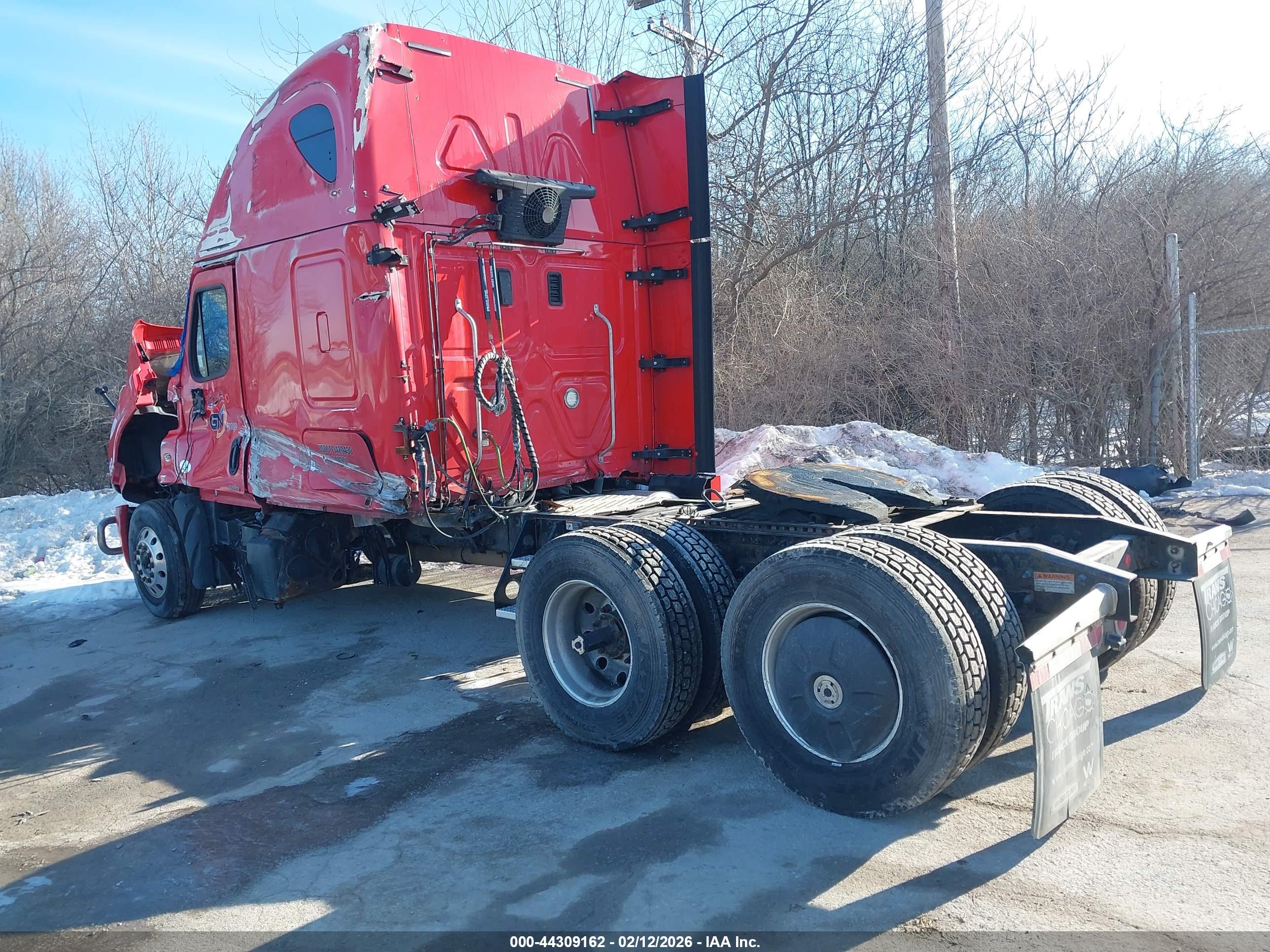 FREIGHTLINER CASCADIA image 3