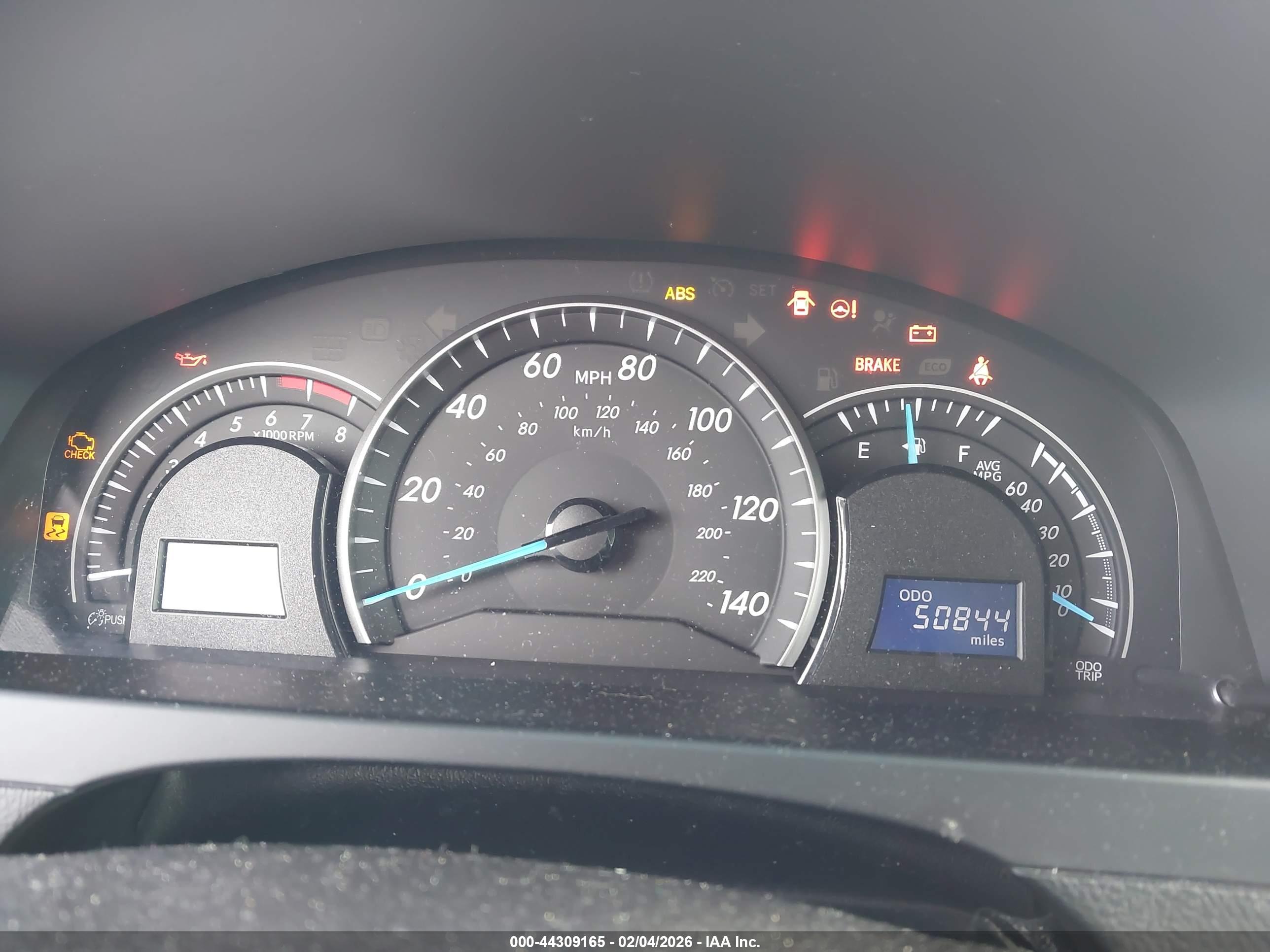 TOYOTA CAMRY image 7