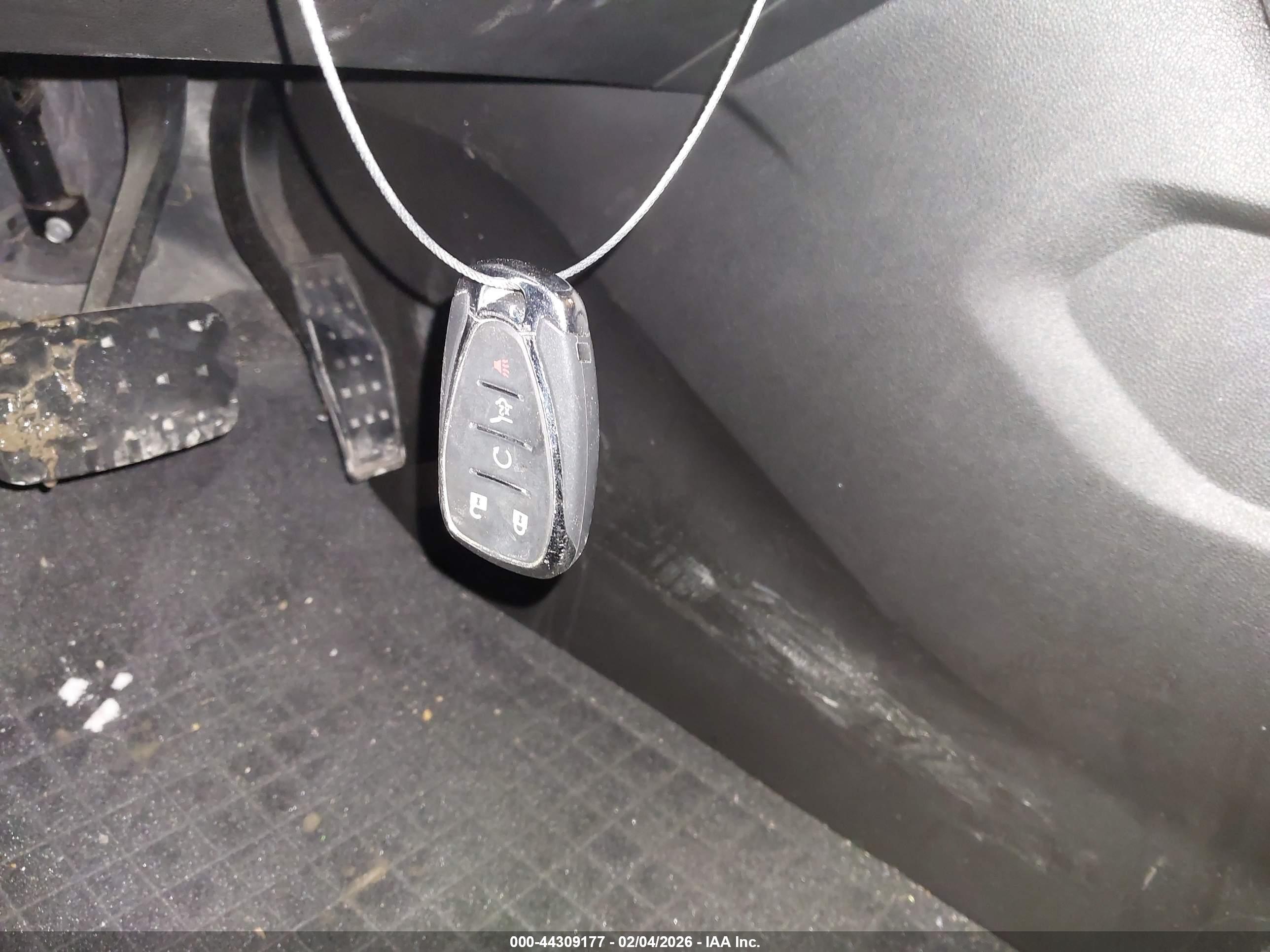 CHEVROLET TRAVERSE image 11