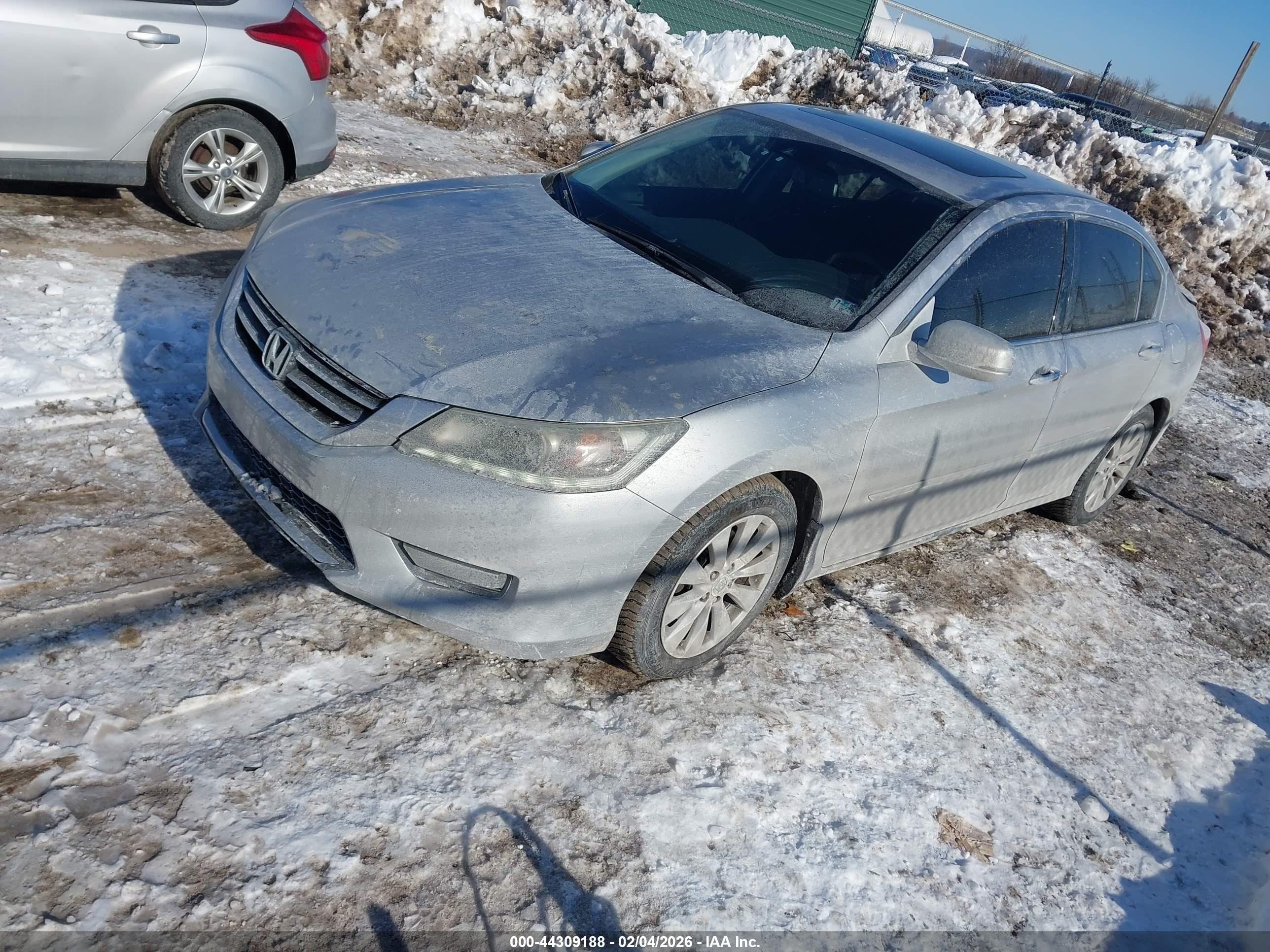 HONDA ACCORD image 2