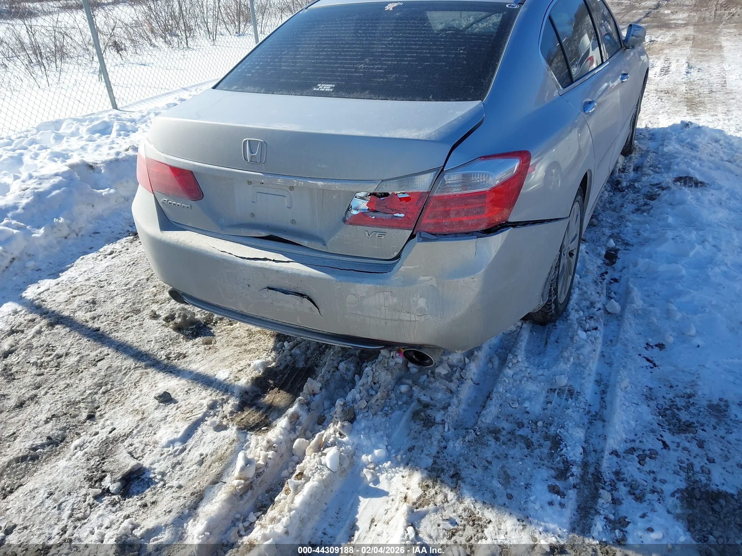 HONDA ACCORD image 6