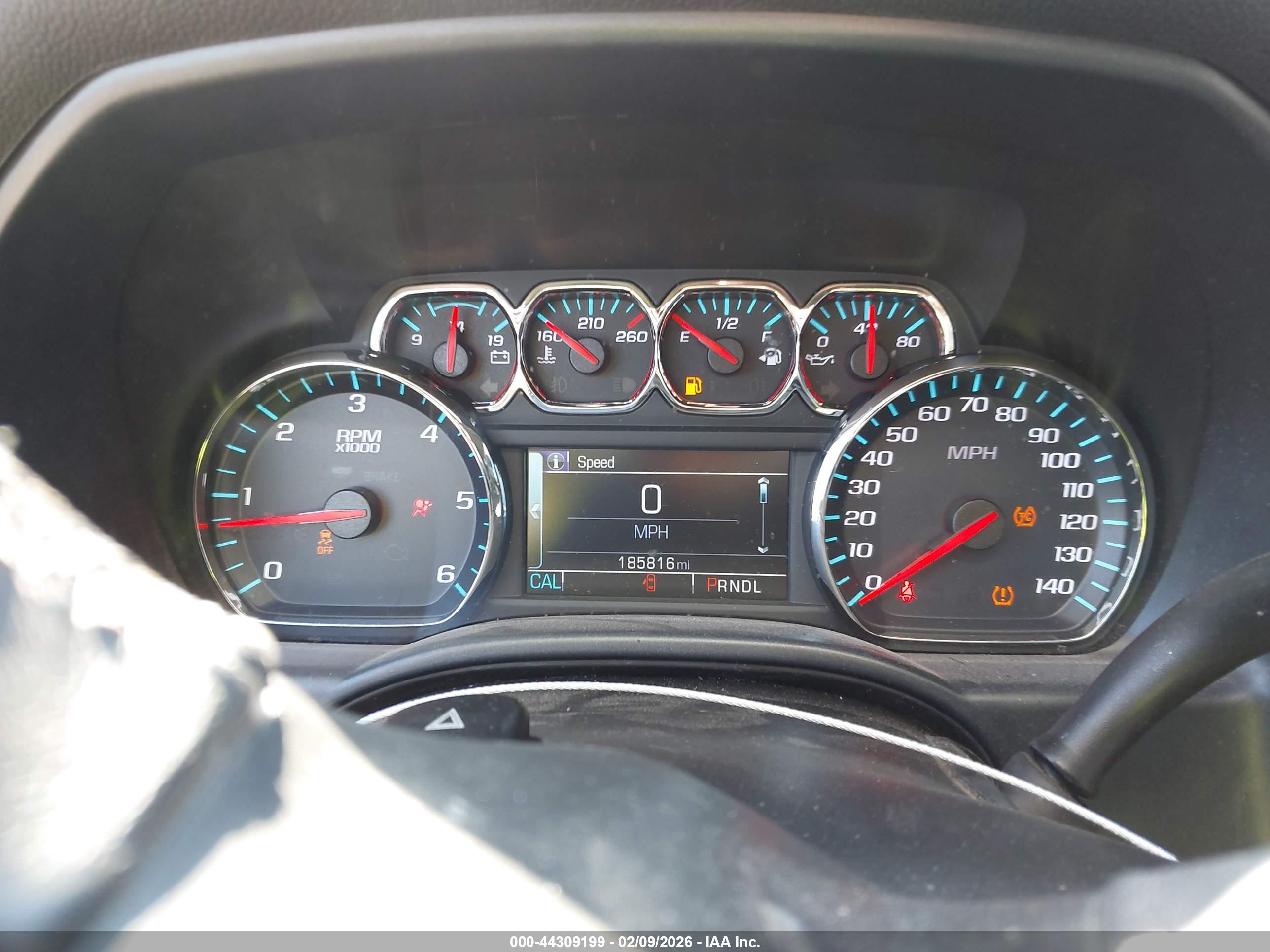 CHEVROLET SILVERADO image 7