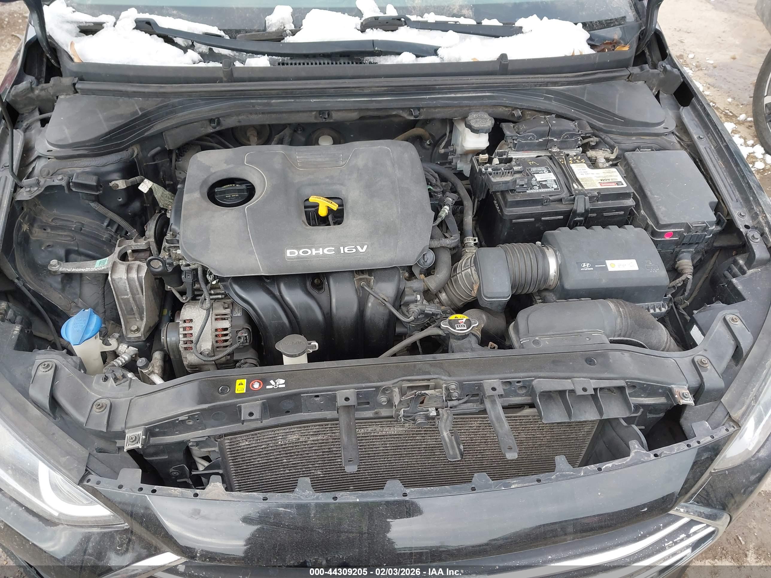 HYUNDAI ELANTRA image 10