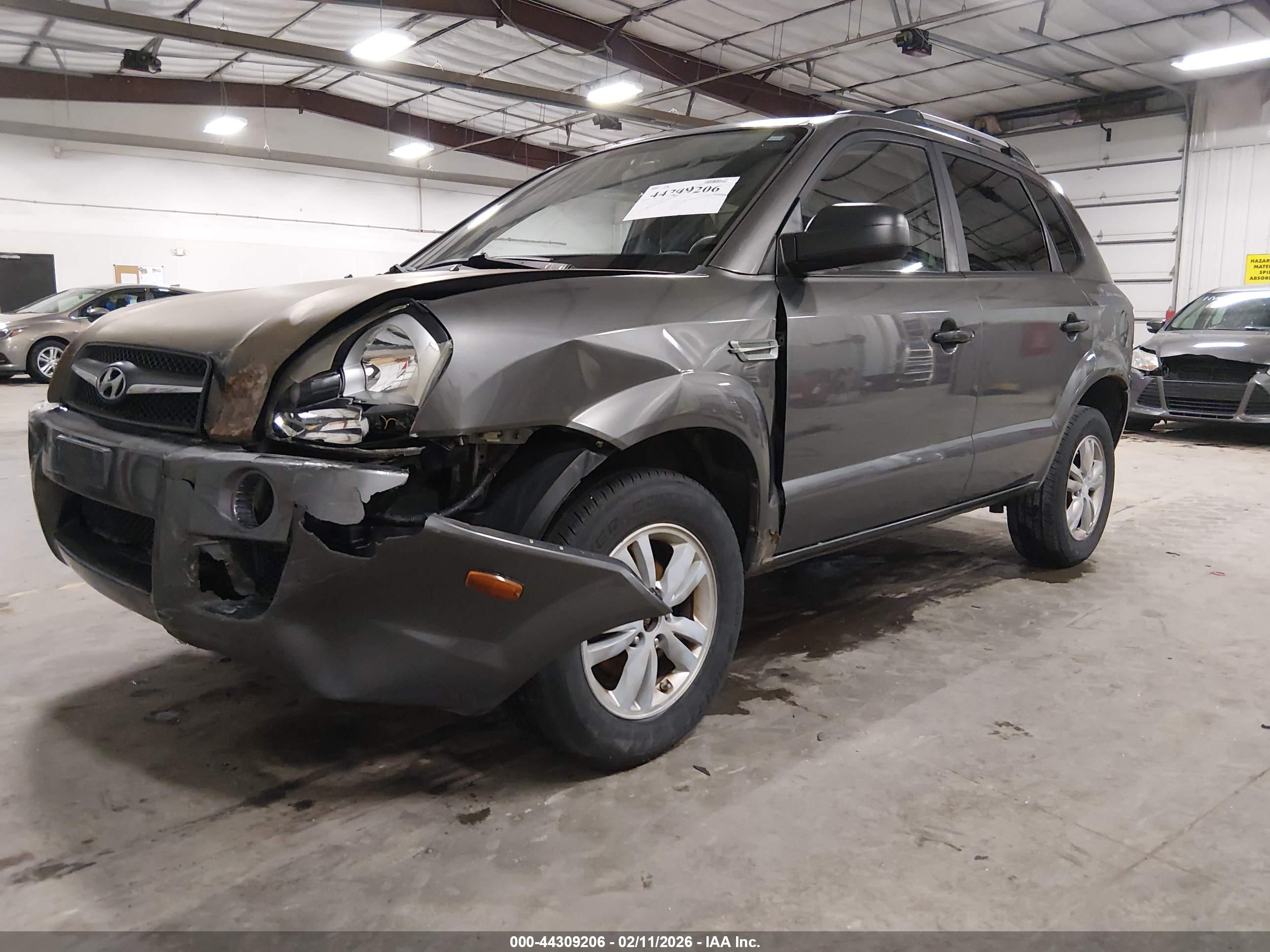 HYUNDAI TUCSON image 2