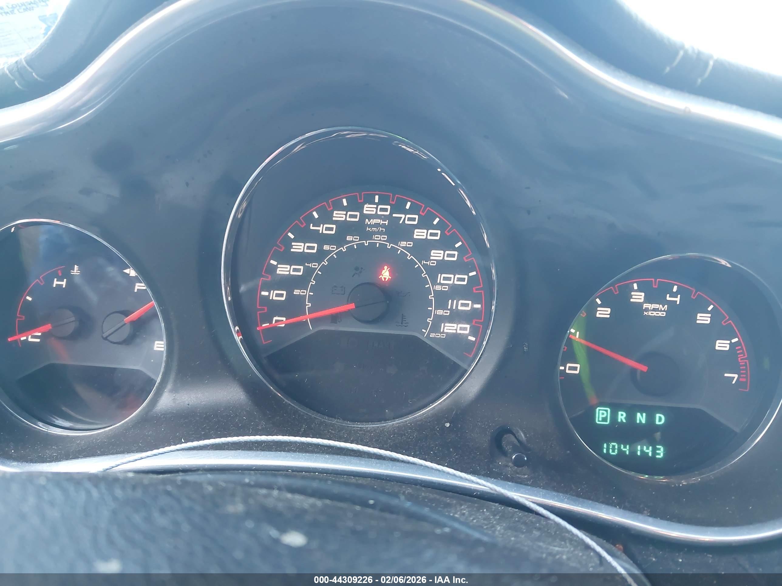 DODGE AVENGER image 7