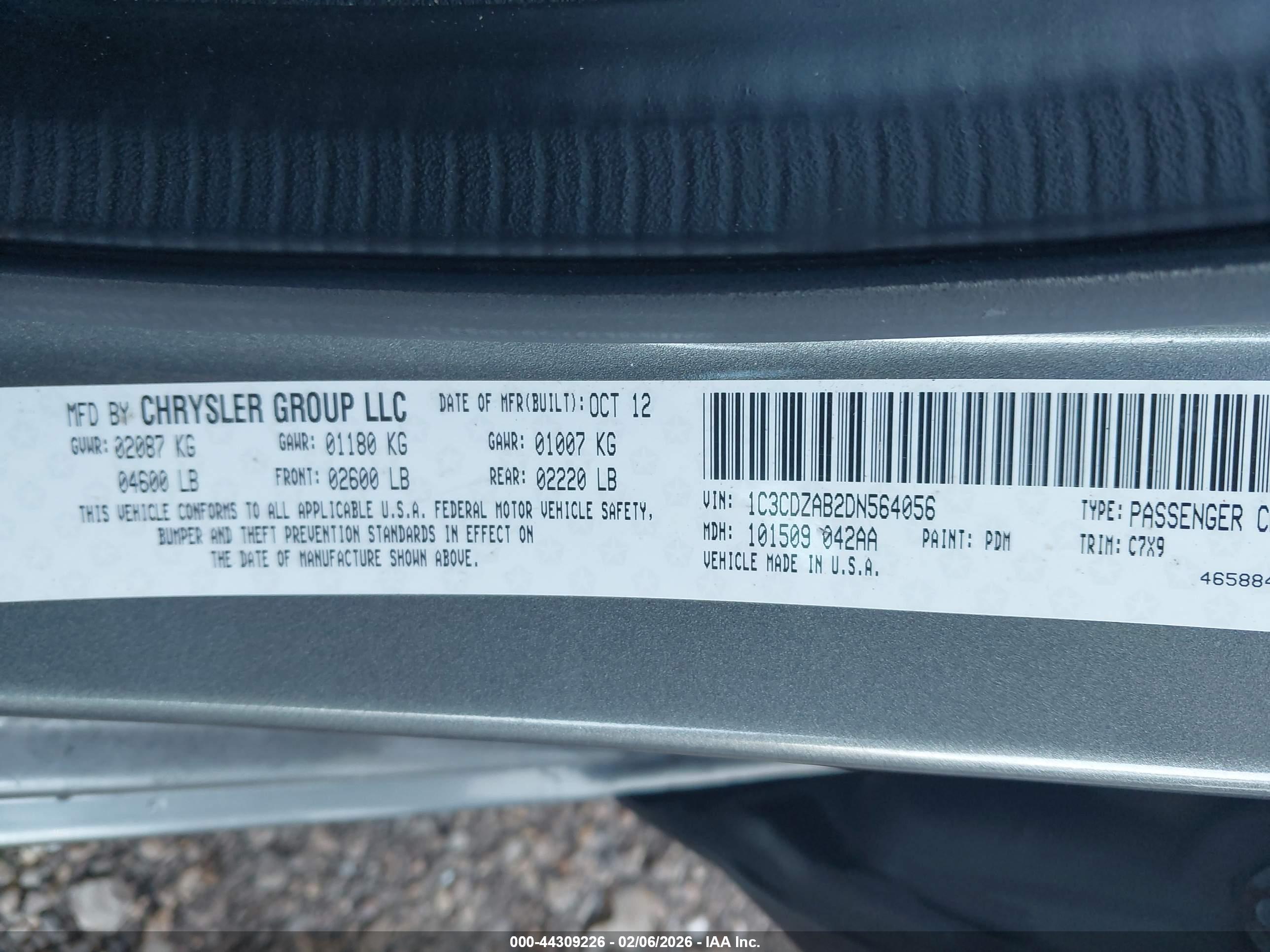 DODGE AVENGER image 9