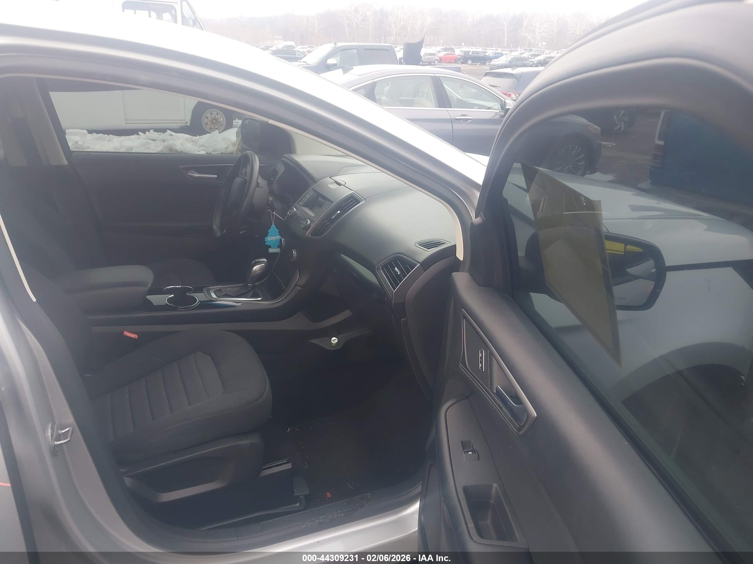 FORD EDGE image 5