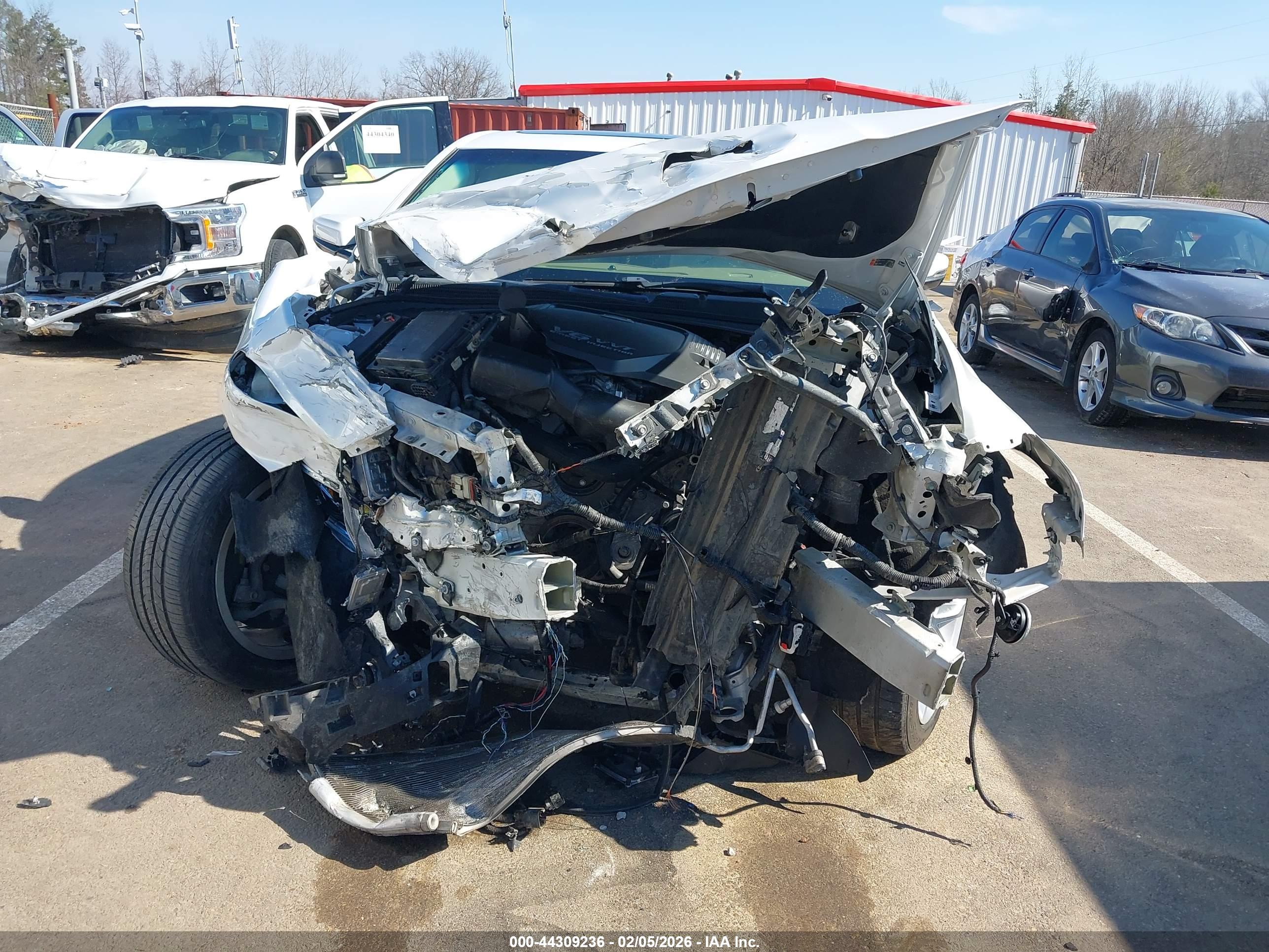 CADILLAC CTS image 6