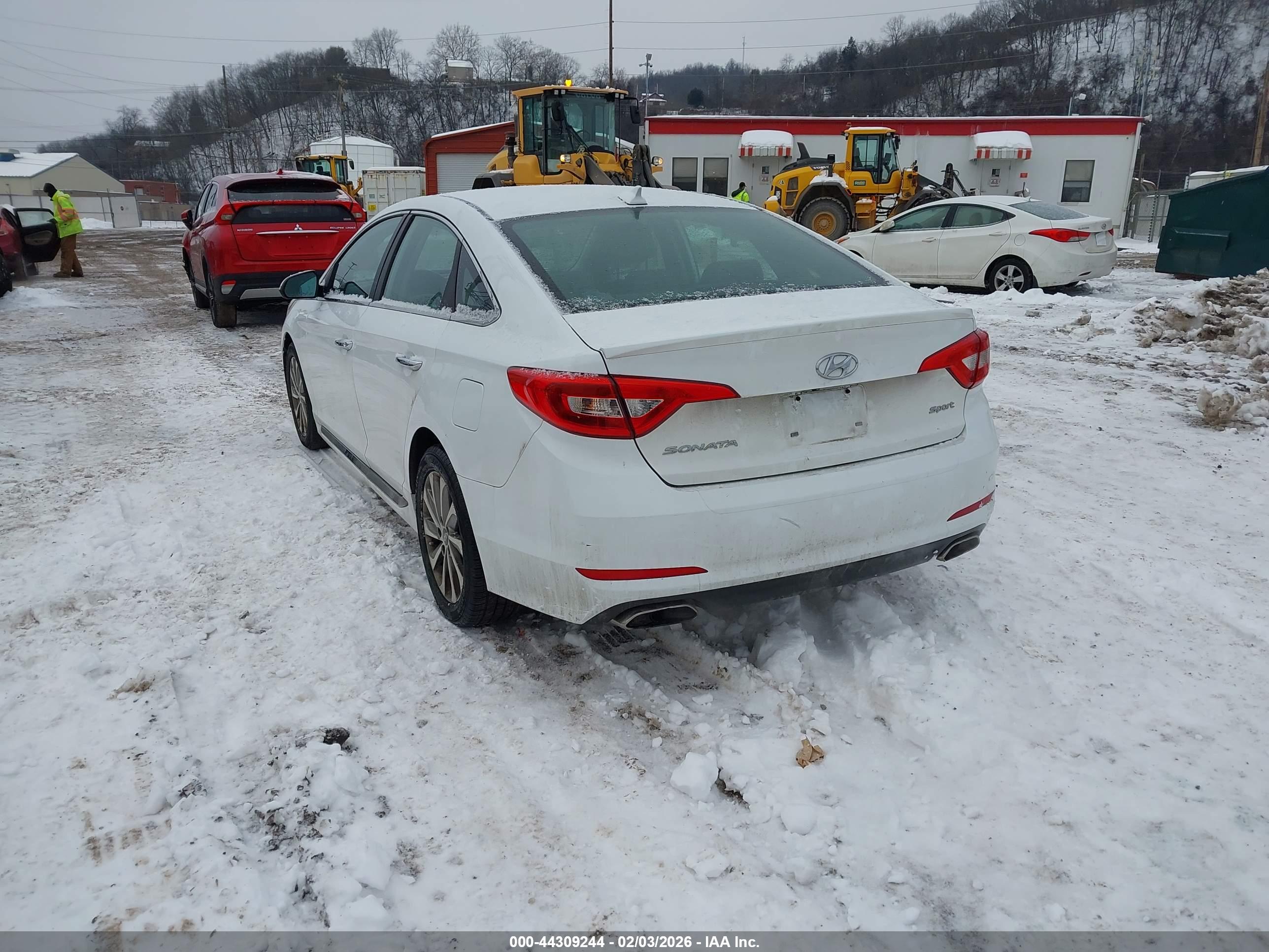 HYUNDAI SONATA image 3