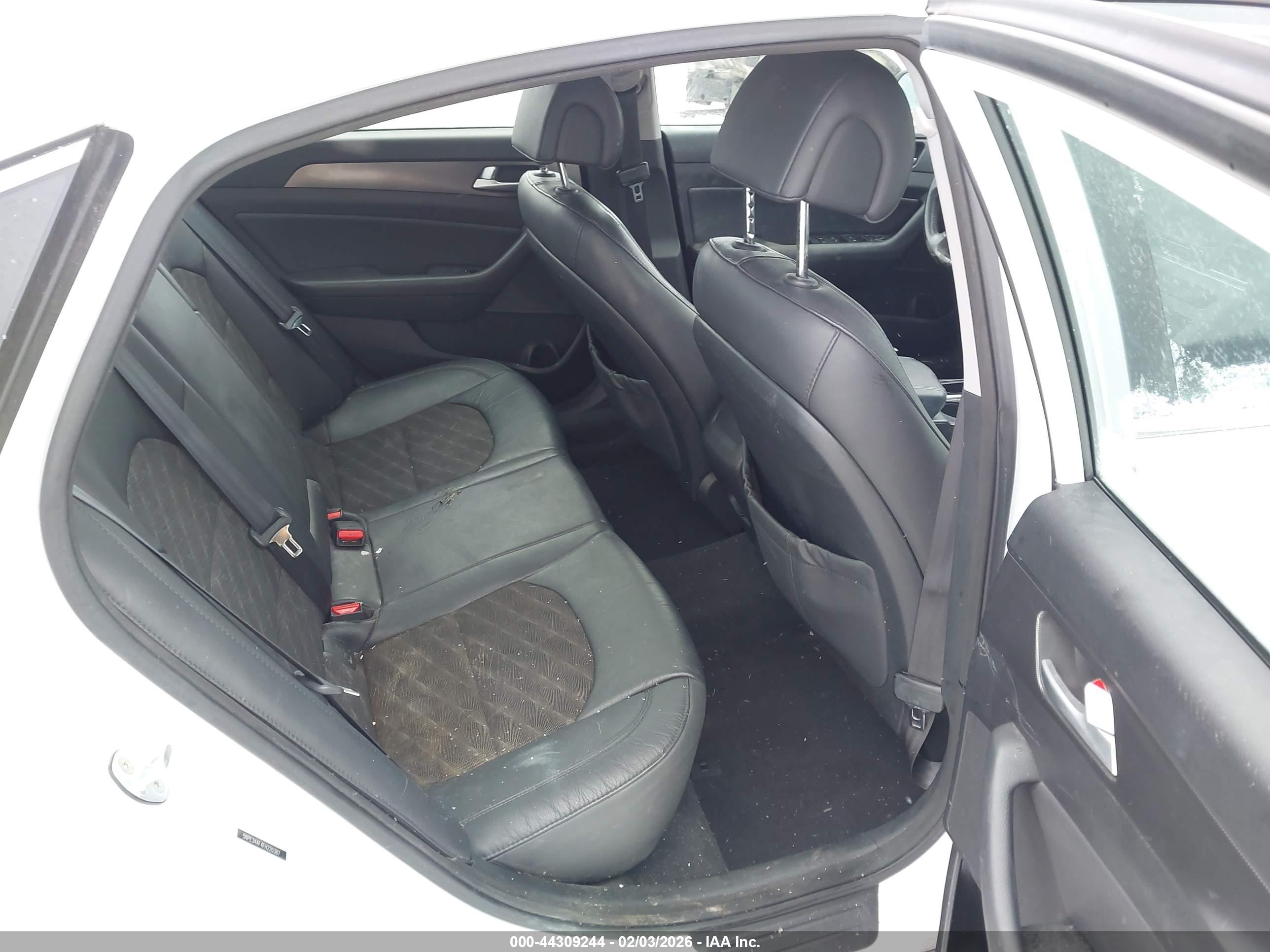 HYUNDAI SONATA image 8