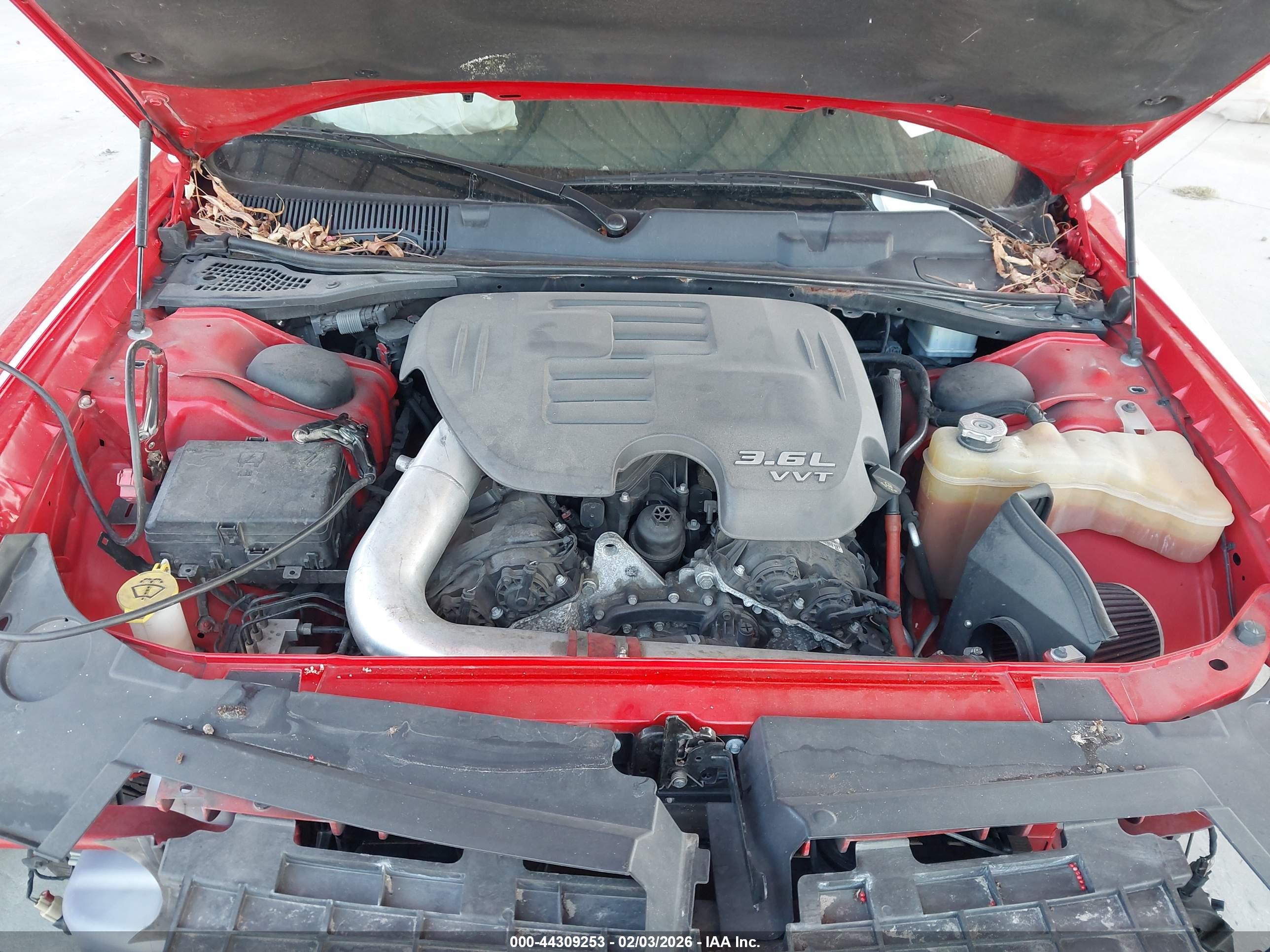 DODGE CHALLENGER image 10