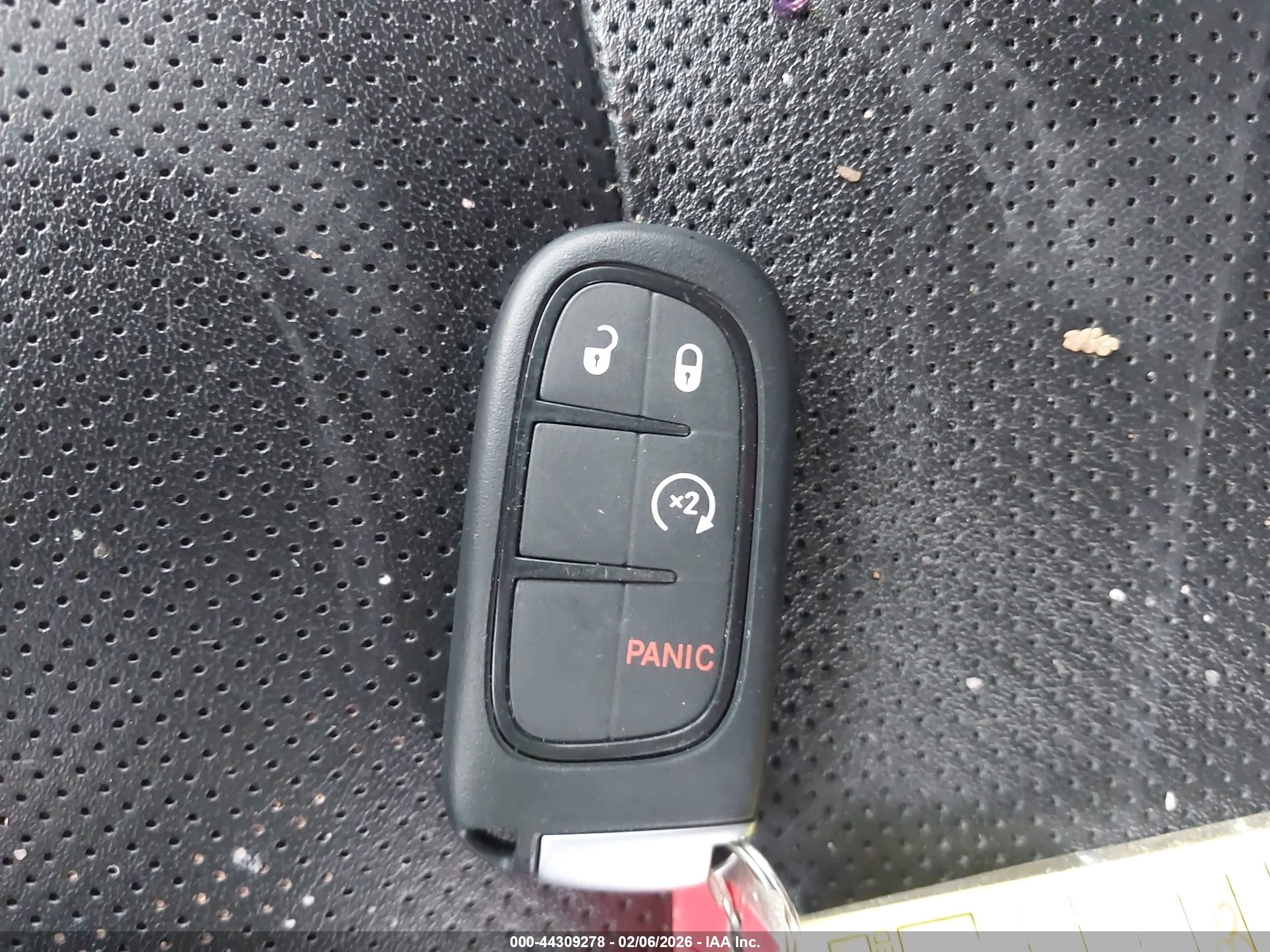JEEP CHEROKEE image 11