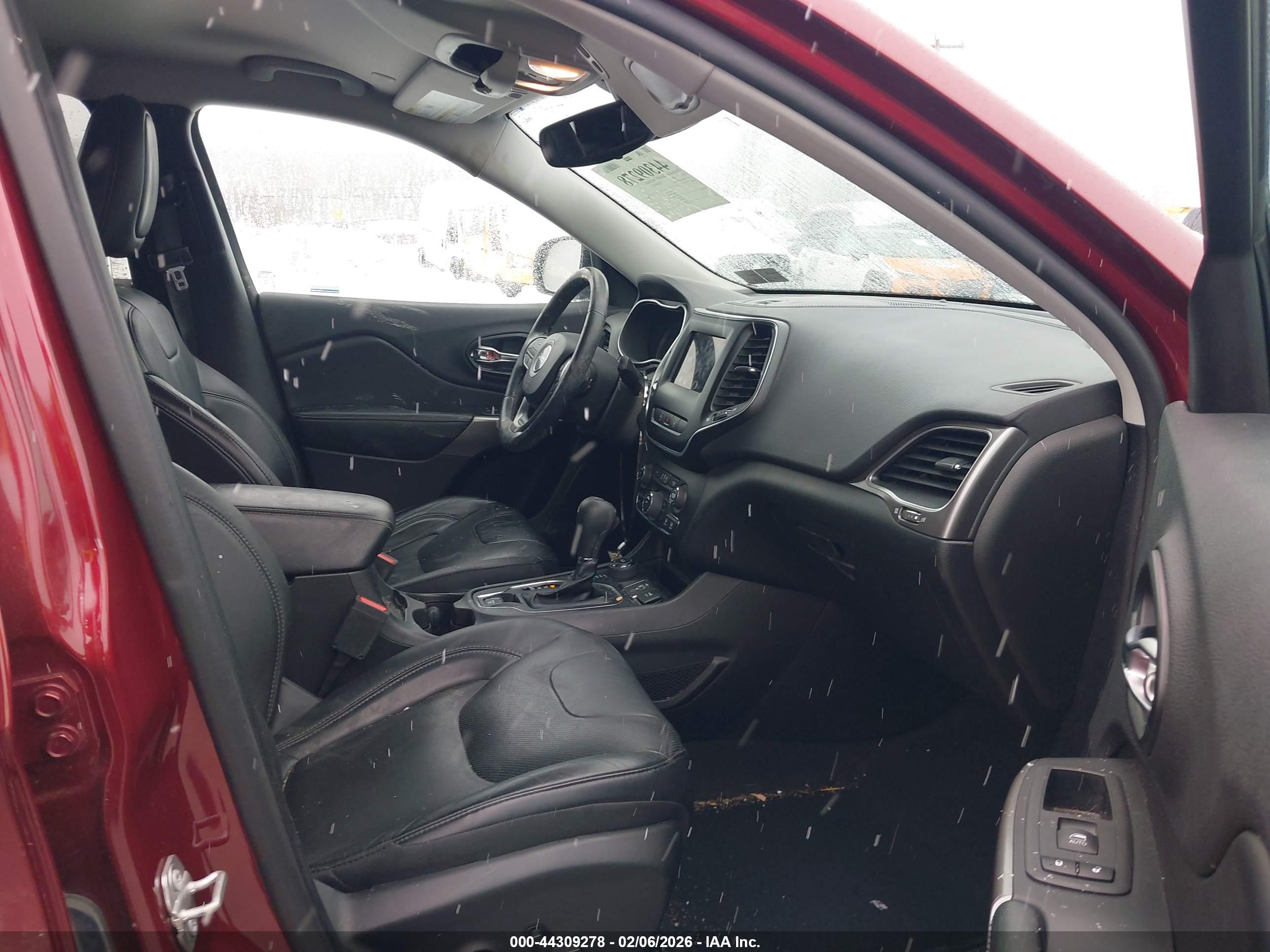 JEEP CHEROKEE image 5
