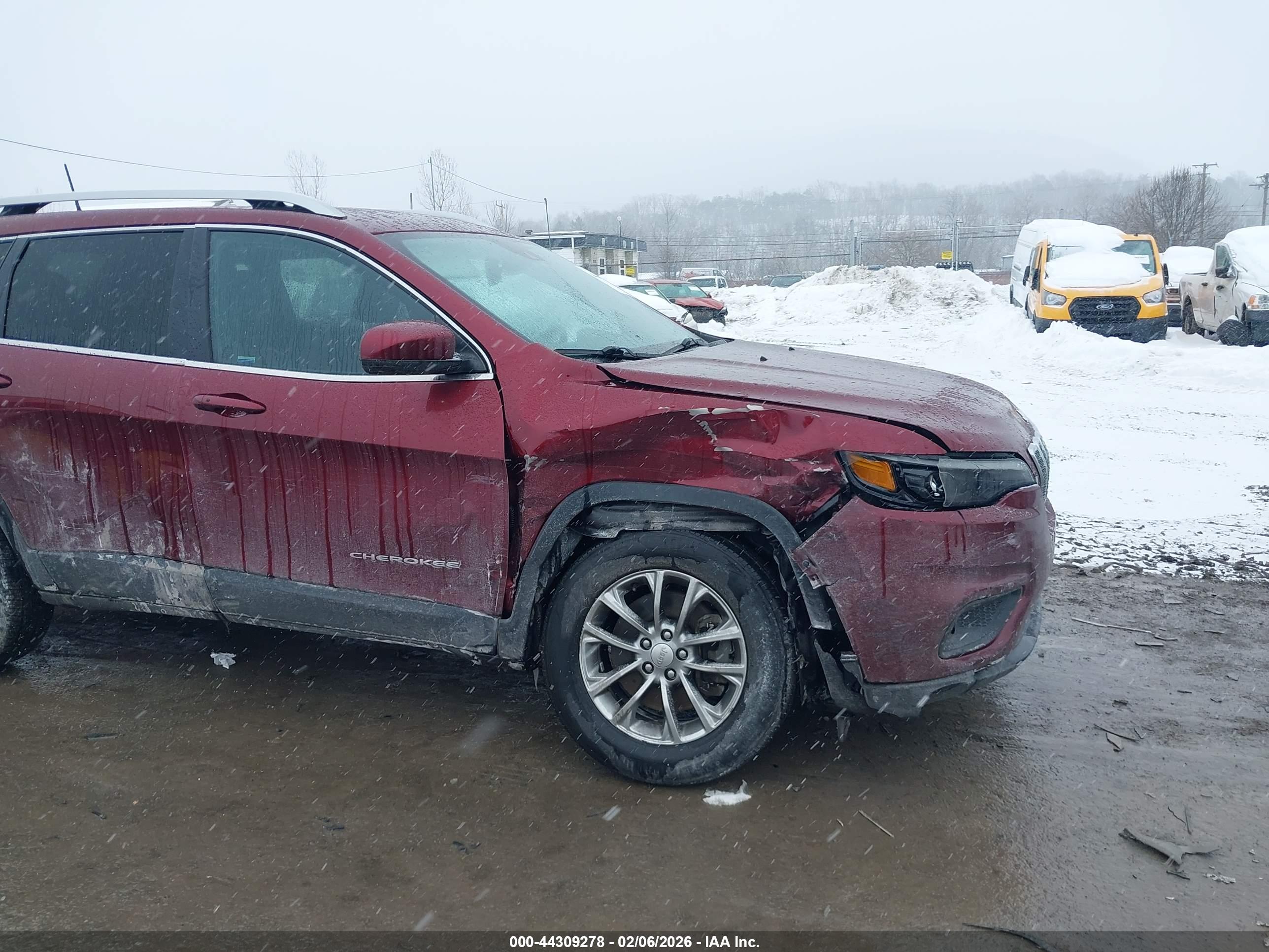 JEEP CHEROKEE image 6