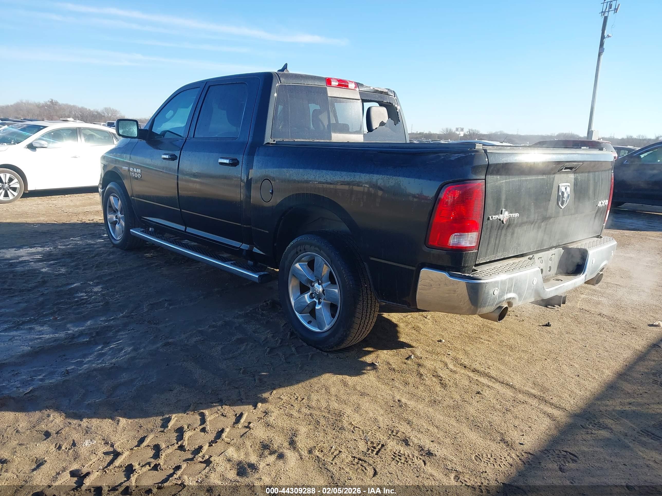 RAM 1500 image 3