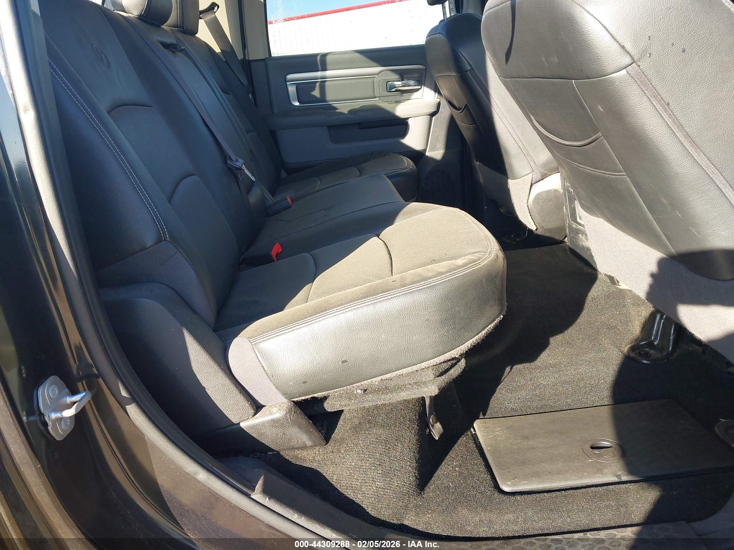 RAM 1500 image 8