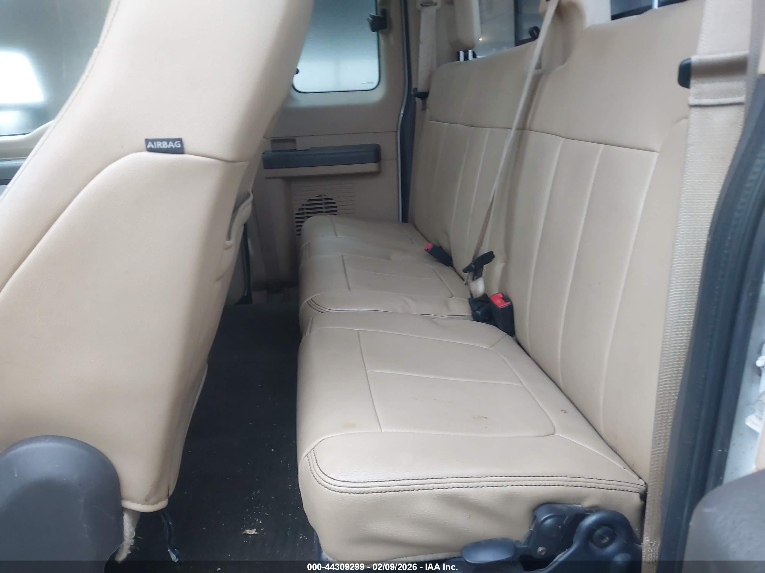 FORD F-250 image 7
