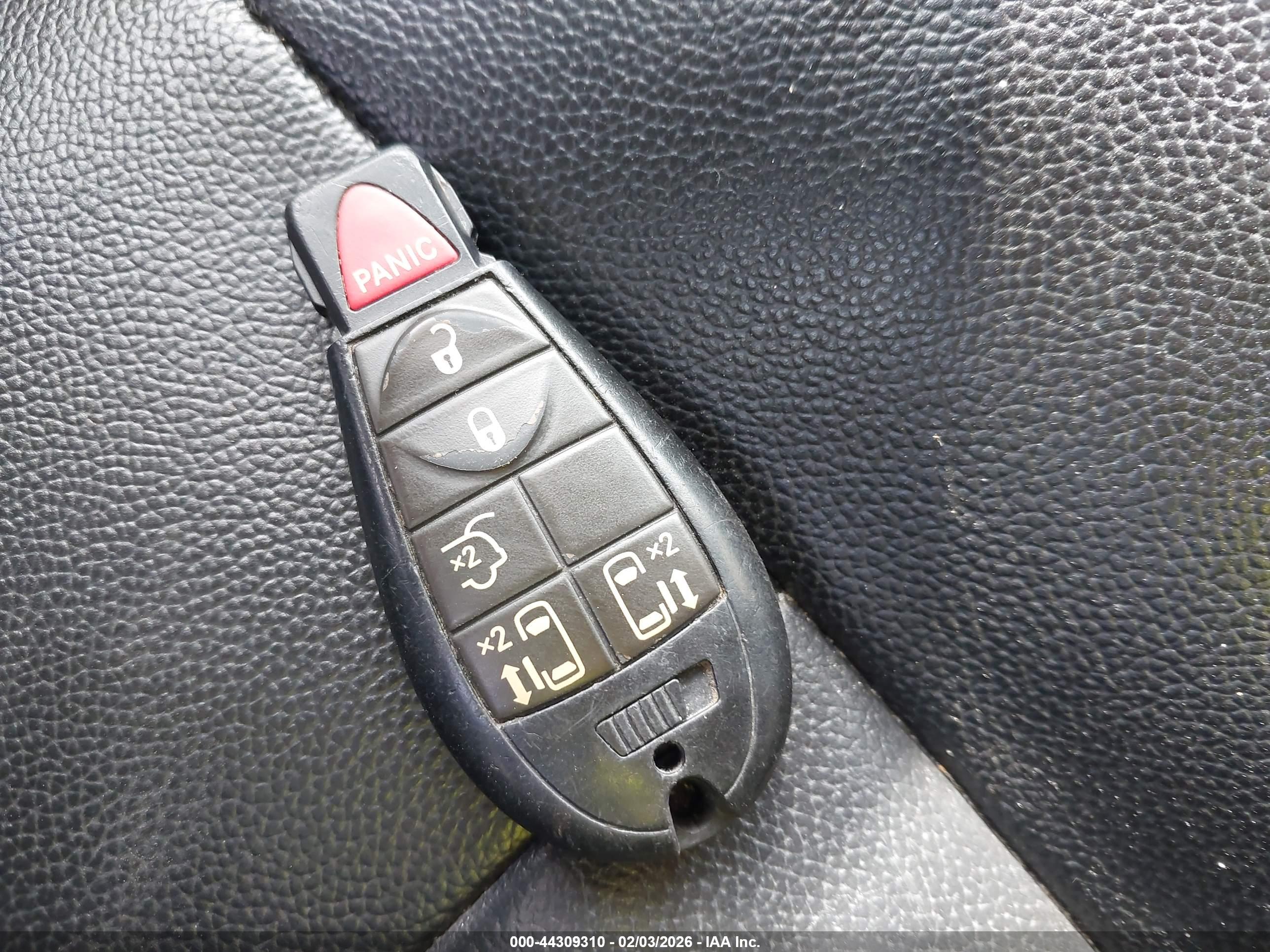 CHRYSLER TOWN image 11